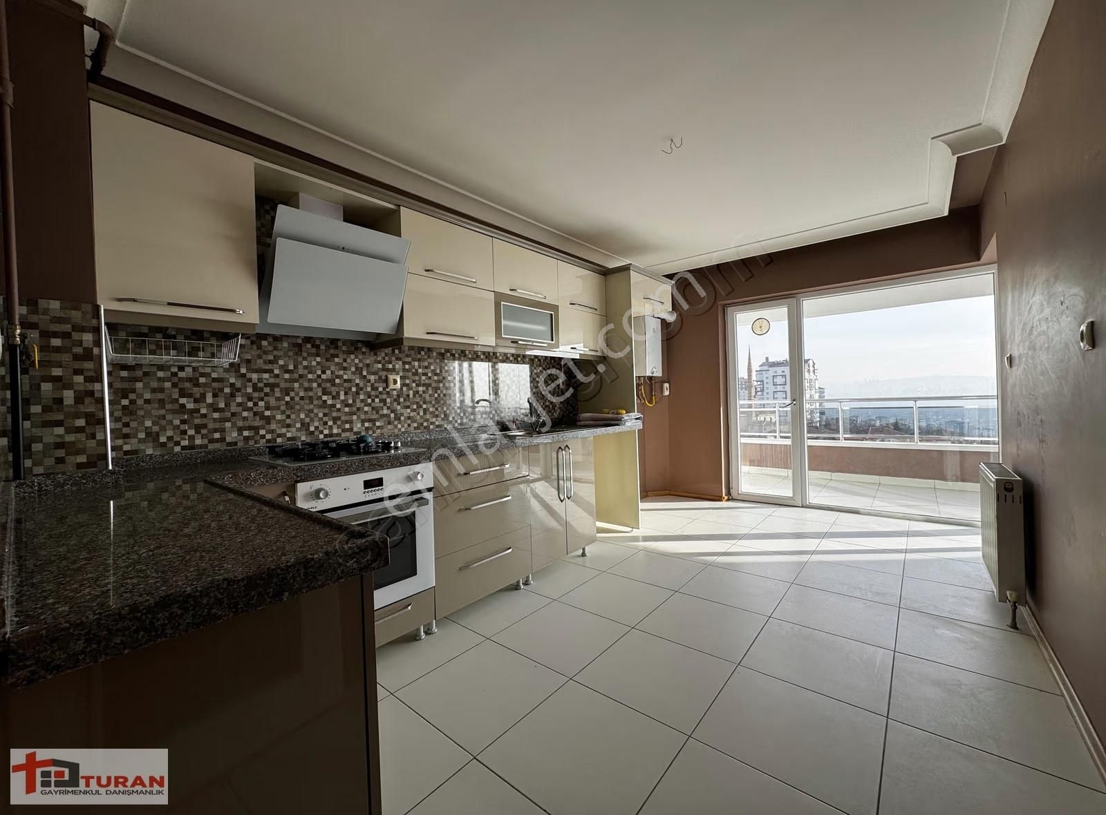 Turan'dan Kılıç Park Evlerinde 3+1 Ebv.banyolu 2 Balkonlu - Görsel 9