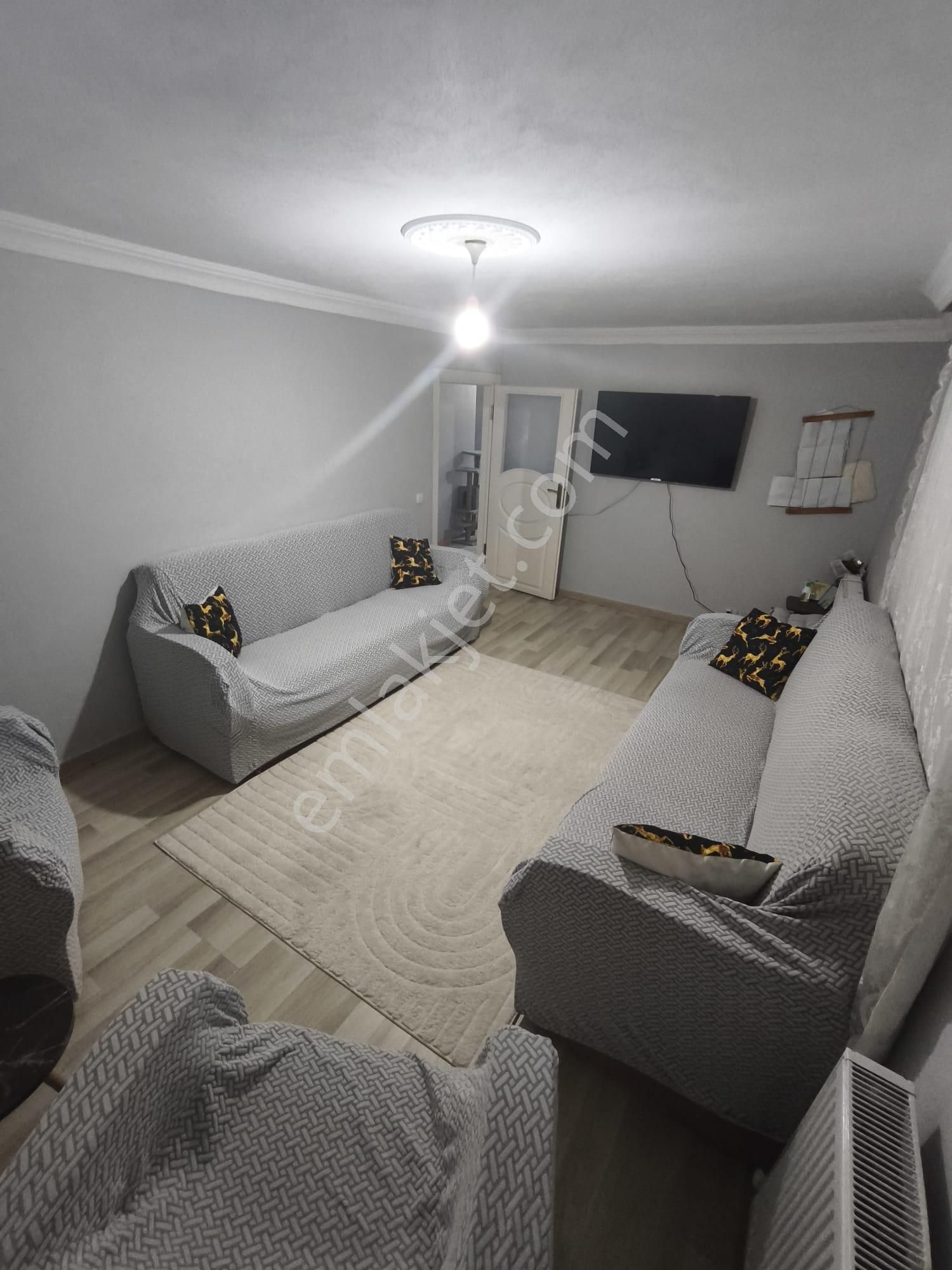 Acil!!! Gebze Marmaray Ve Metro'ya Yakın 3+1 Fırsat Bahçe Kat