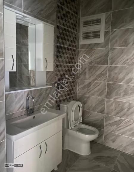 Yalova Merkez Sahil Mahallesi Yeni Bina 2+1 Satılık - Görsel 9