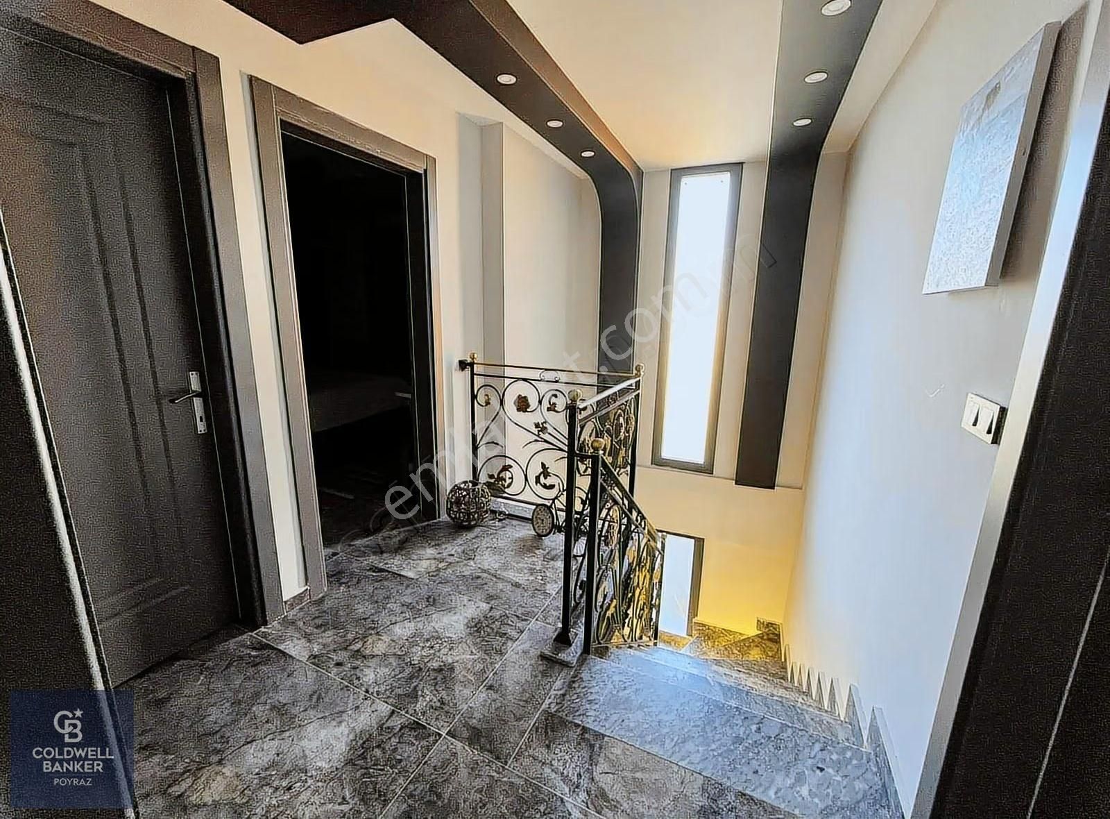 Coldwell Banker Poyraz'dan Kuşadası Havuzlu Tam Müstakil Villa - Görsel 3