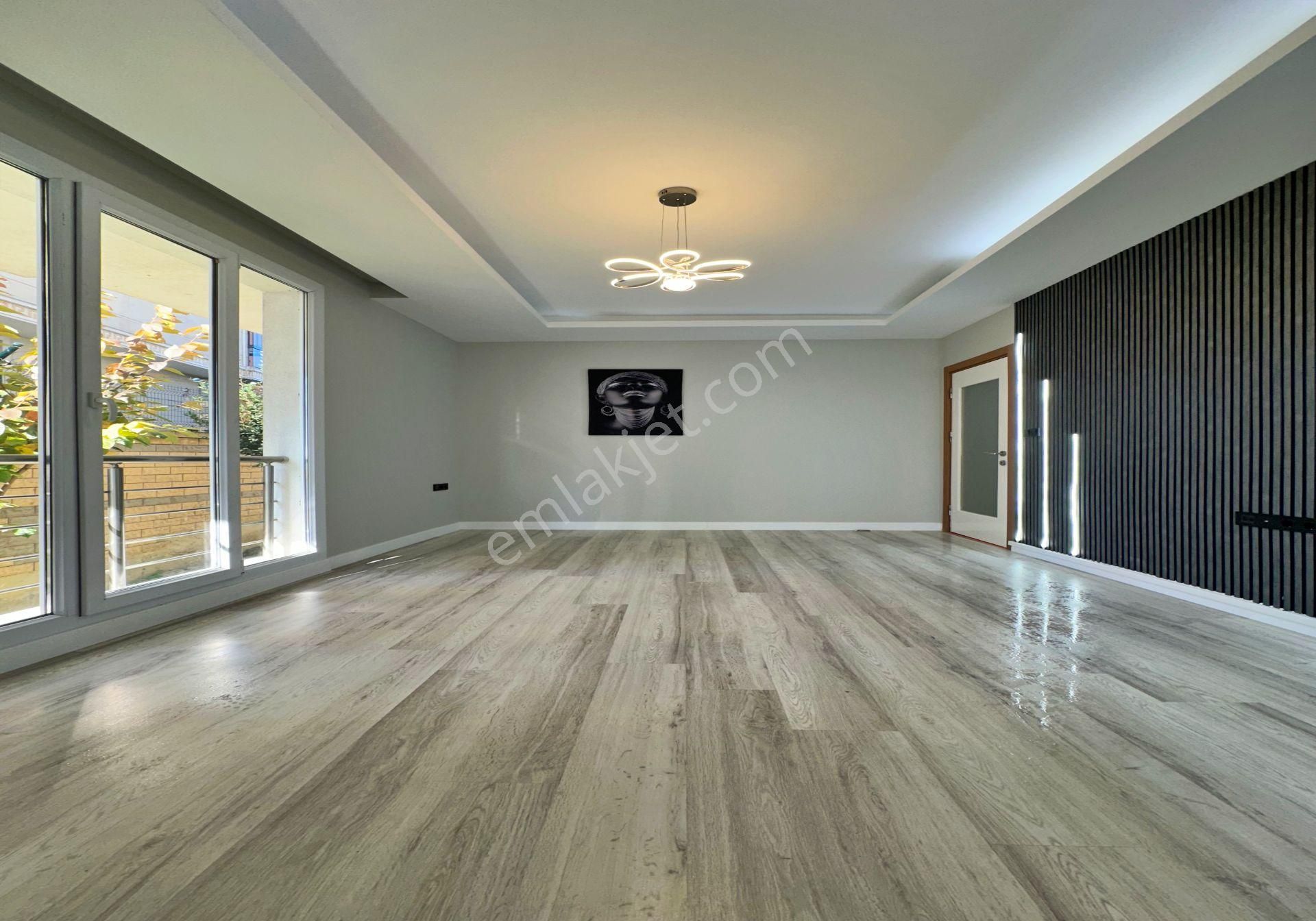 Beylikdüzü Safa Dan Çift Bloklu Site De 3+1 Fırsat Daire - Görsel 5