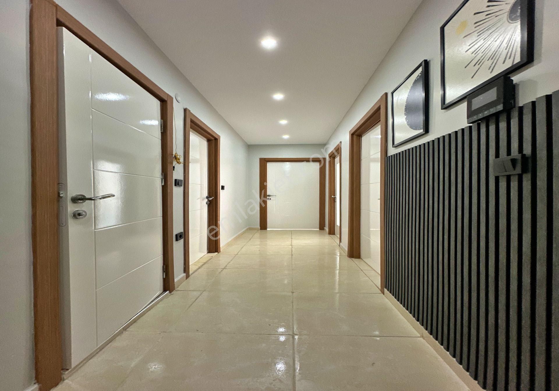 Beylikdüzü Safa Dan Çift Bloklu Site De 3+1 Fırsat Daire - Görsel 20