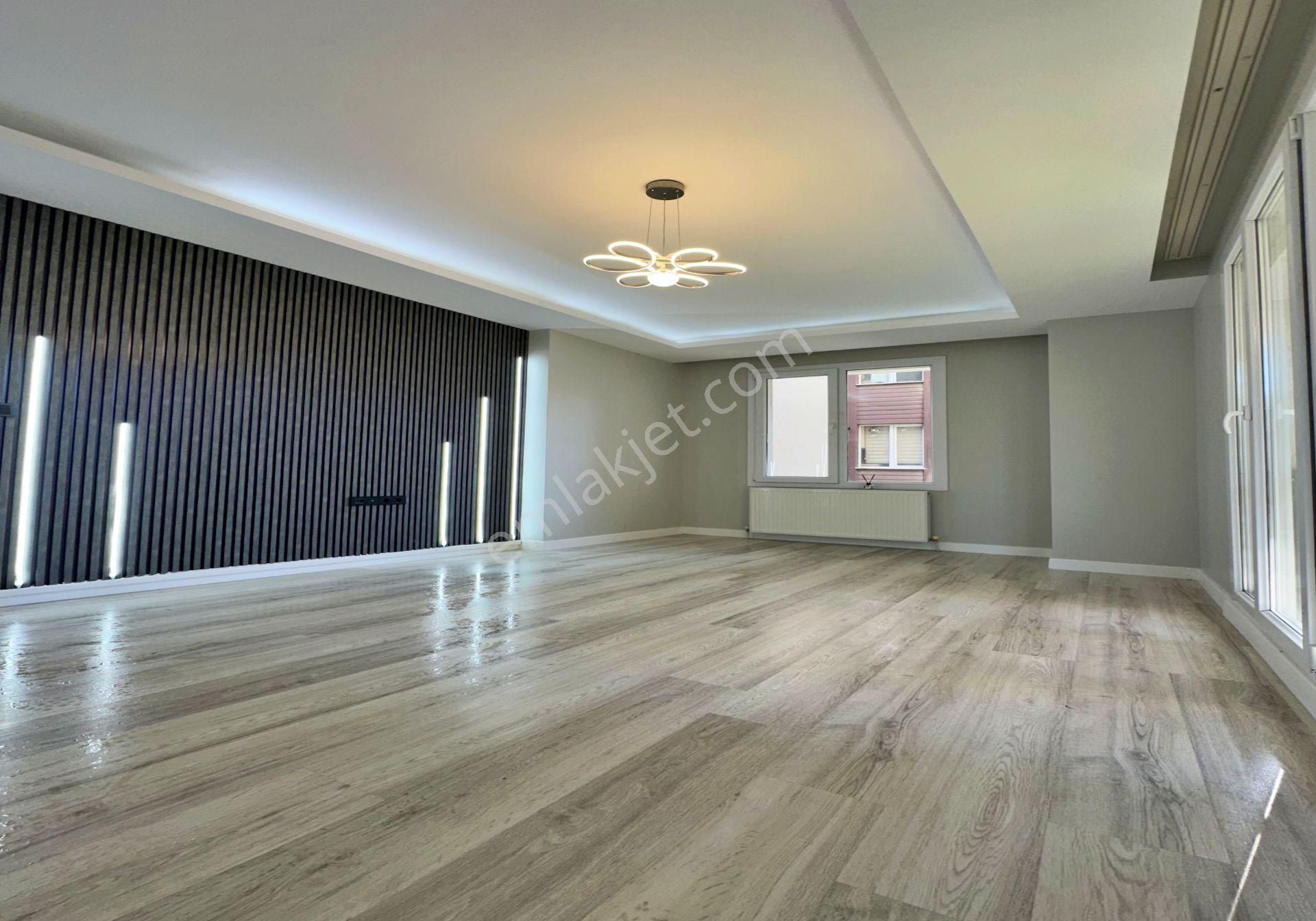 Beylikdüzü Safa Dan Çift Bloklu Site De 3+1 Fırsat Daire - Görsel 10