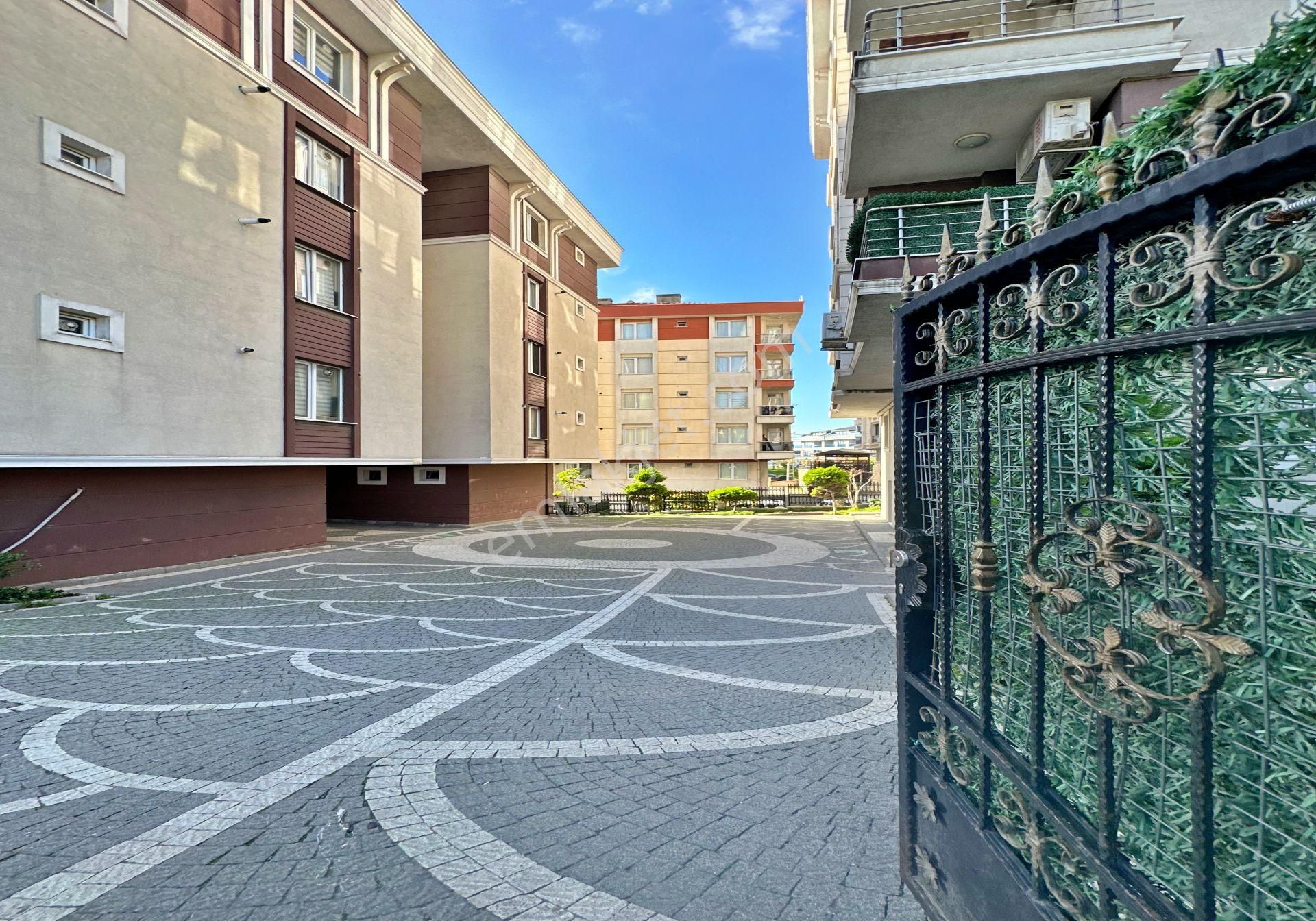 Beylikdüzü Safa Dan Çift Bloklu Site De 3+1 Fırsat Daire - Görsel 21