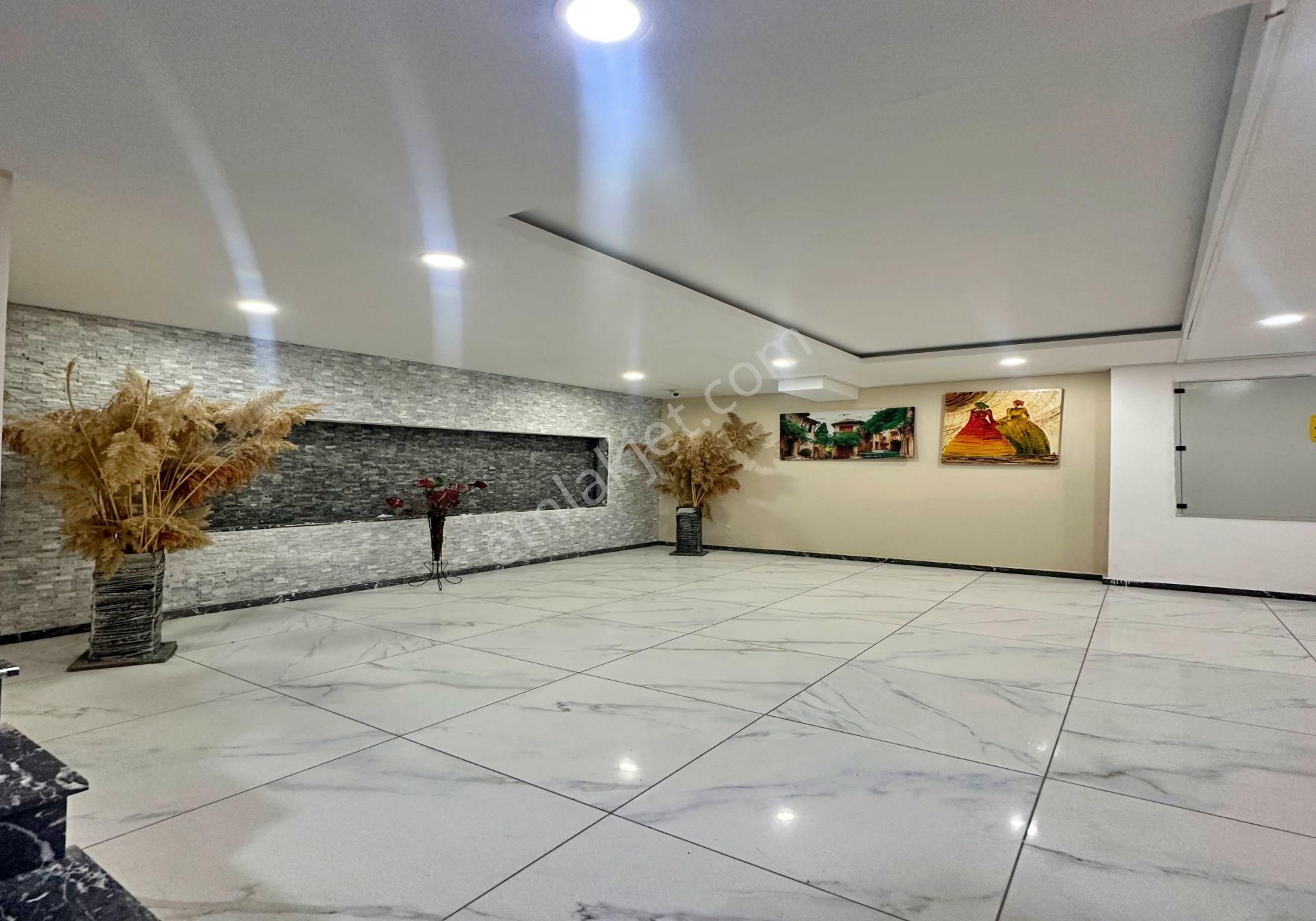 Beylikdüzü Safa Dan Manzaralı Ferah Vadi Cepheli Balkonlu 2+1 - Görsel 19