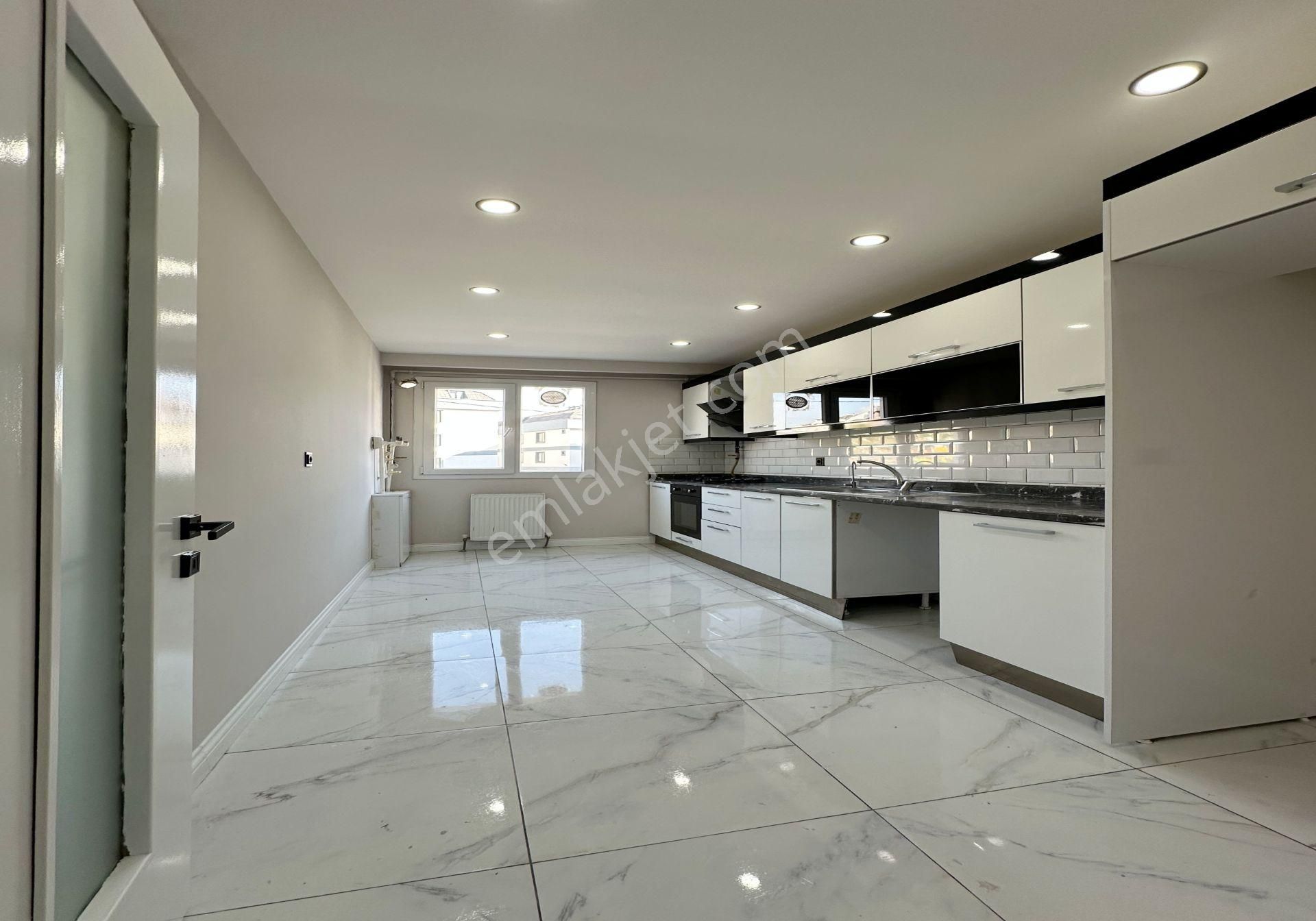 Beylikdüzü Safa Dan Manzaralı Ferah Vadi Cepheli Balkonlu 2+1 - Görsel 11