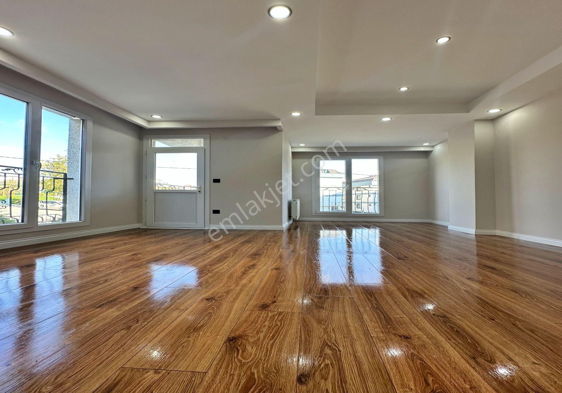 Beylikdüzü Safa Dan Manzaralı Ferah Vadi Cepheli Balkonlu 2+1 - Görsel 6