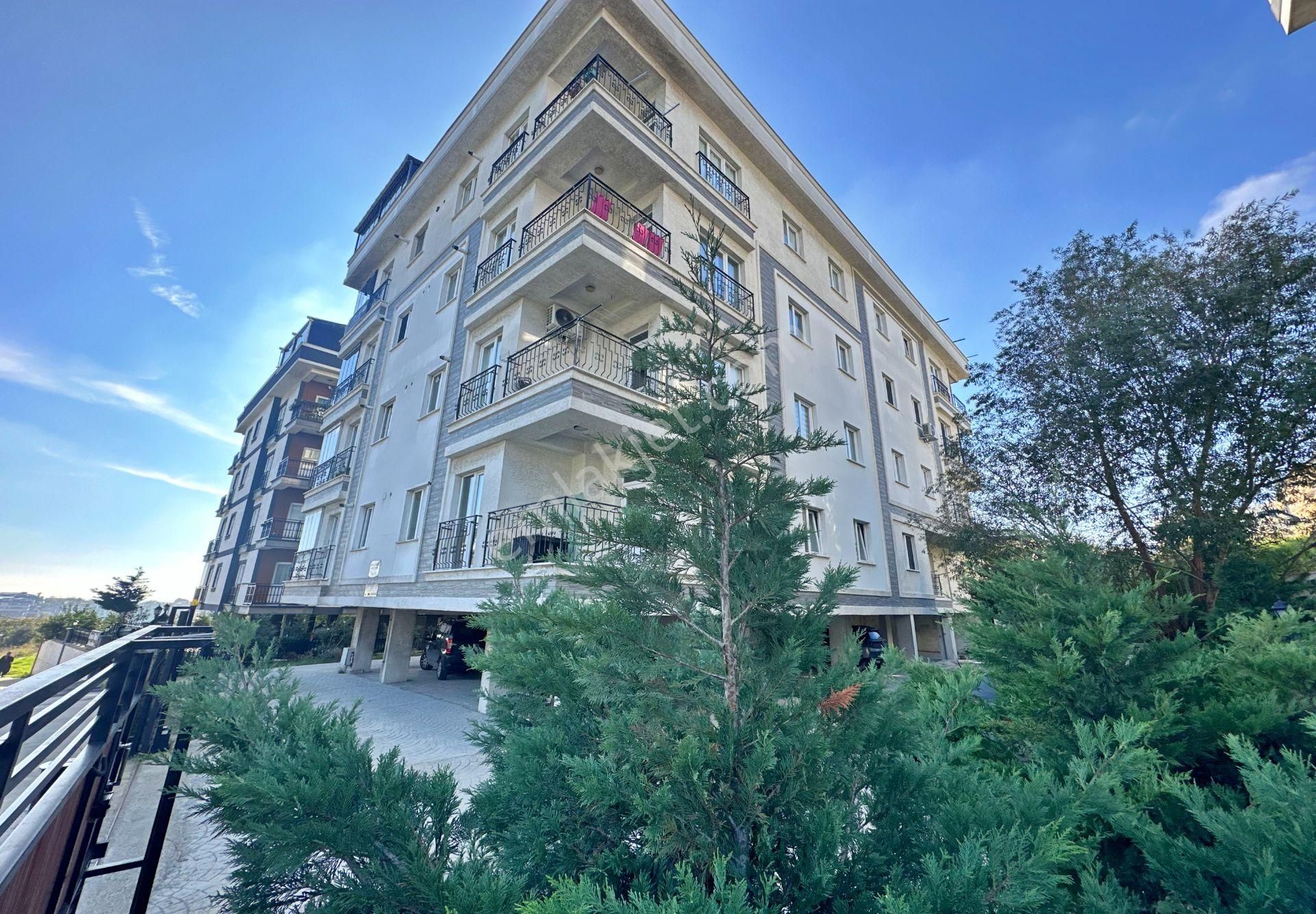 Beylikdüzü Safa Dan Manzaralı Ferah Vadi Cepheli Balkonlu 2+1 - Görsel 21