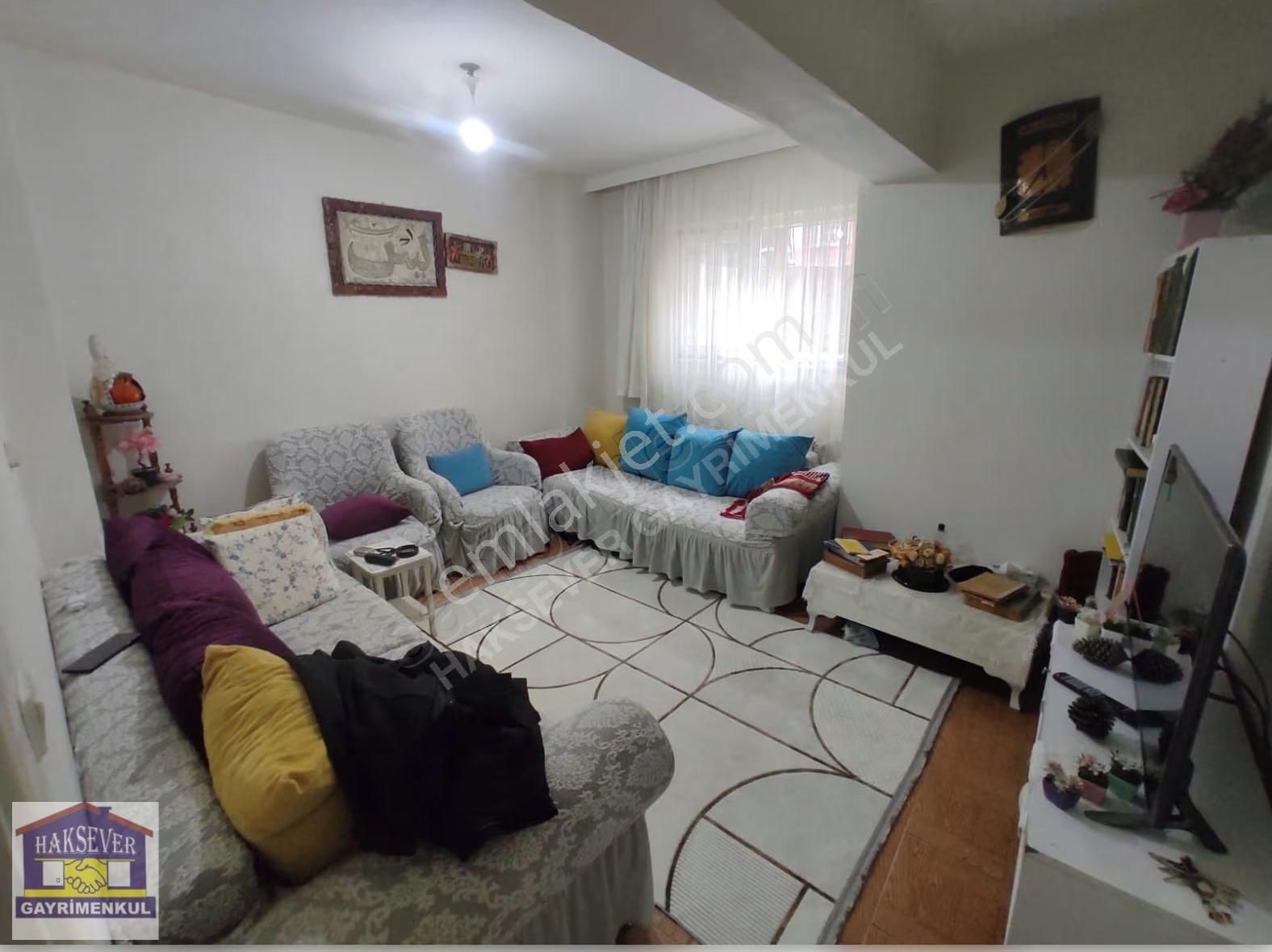 Haksever'de Gazi Mah'de Merkezi 110m2 Bahçe Katı Satılık - Görsel 26