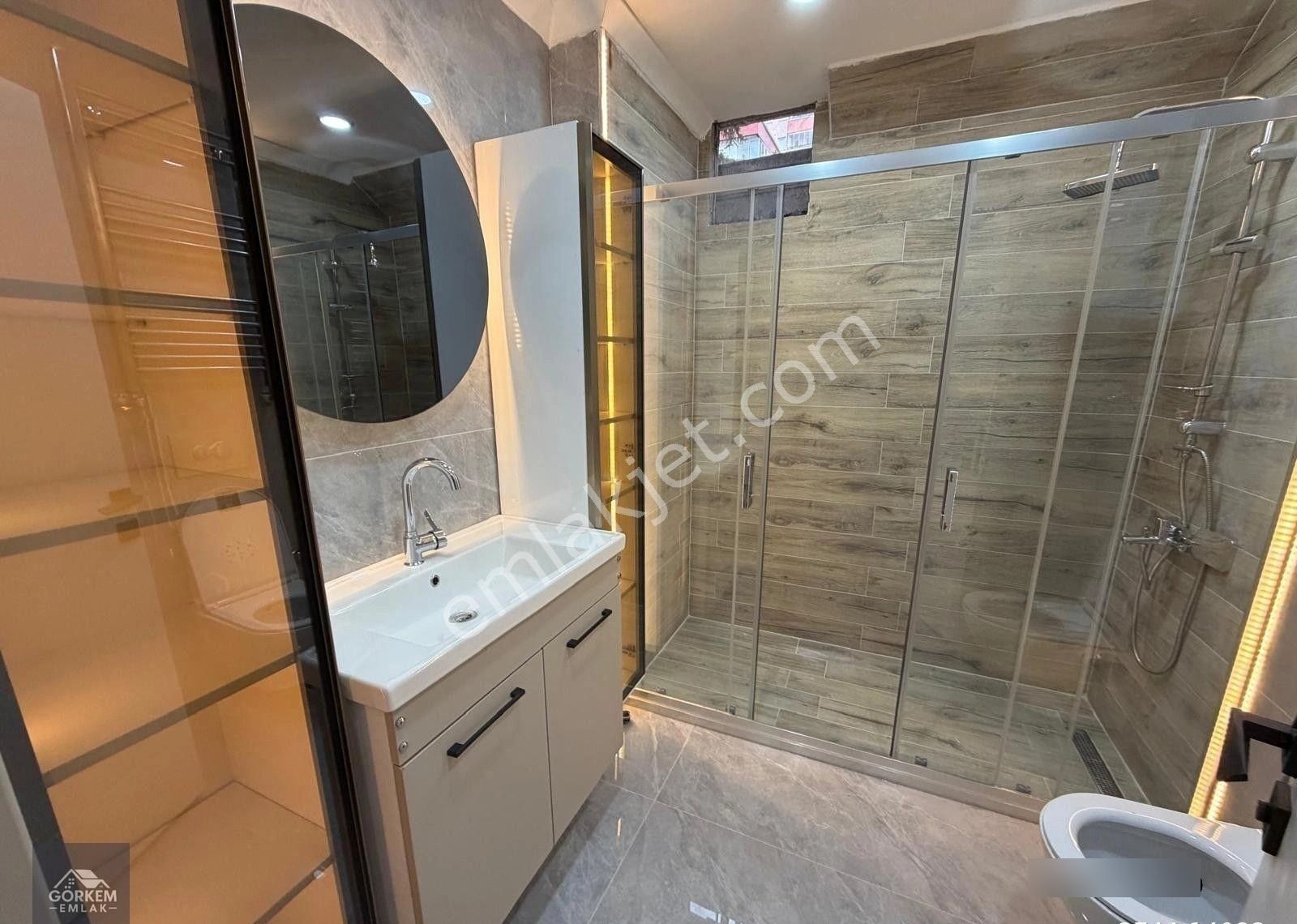 Görkem'den 2+1+amerikan Mutfaklı Balkonlu Ayhan Sümer Lisesi Yakını Kat Konumunda - Görsel 8