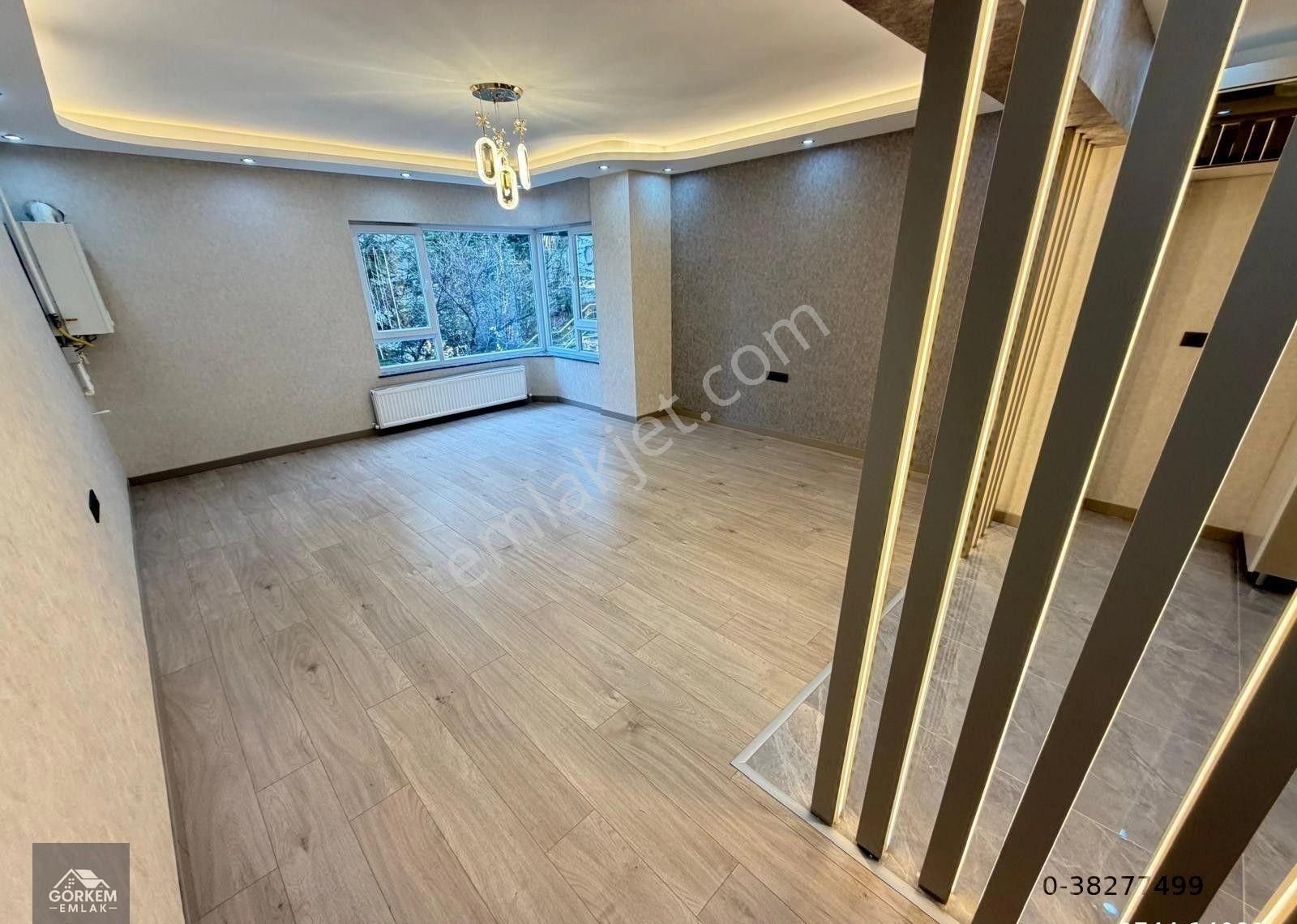 Görkem'den 2+1+amerikan Mutfaklı Balkonlu Ayhan Sümer Lisesi Yakını Kat Konumunda - Görsel 17