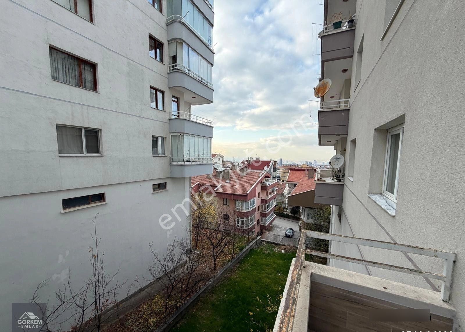 Görkem'den 2+1+amerikan Mutfaklı Balkonlu Ayhan Sümer Lisesi Yakını Kat Konumunda - Görsel 22