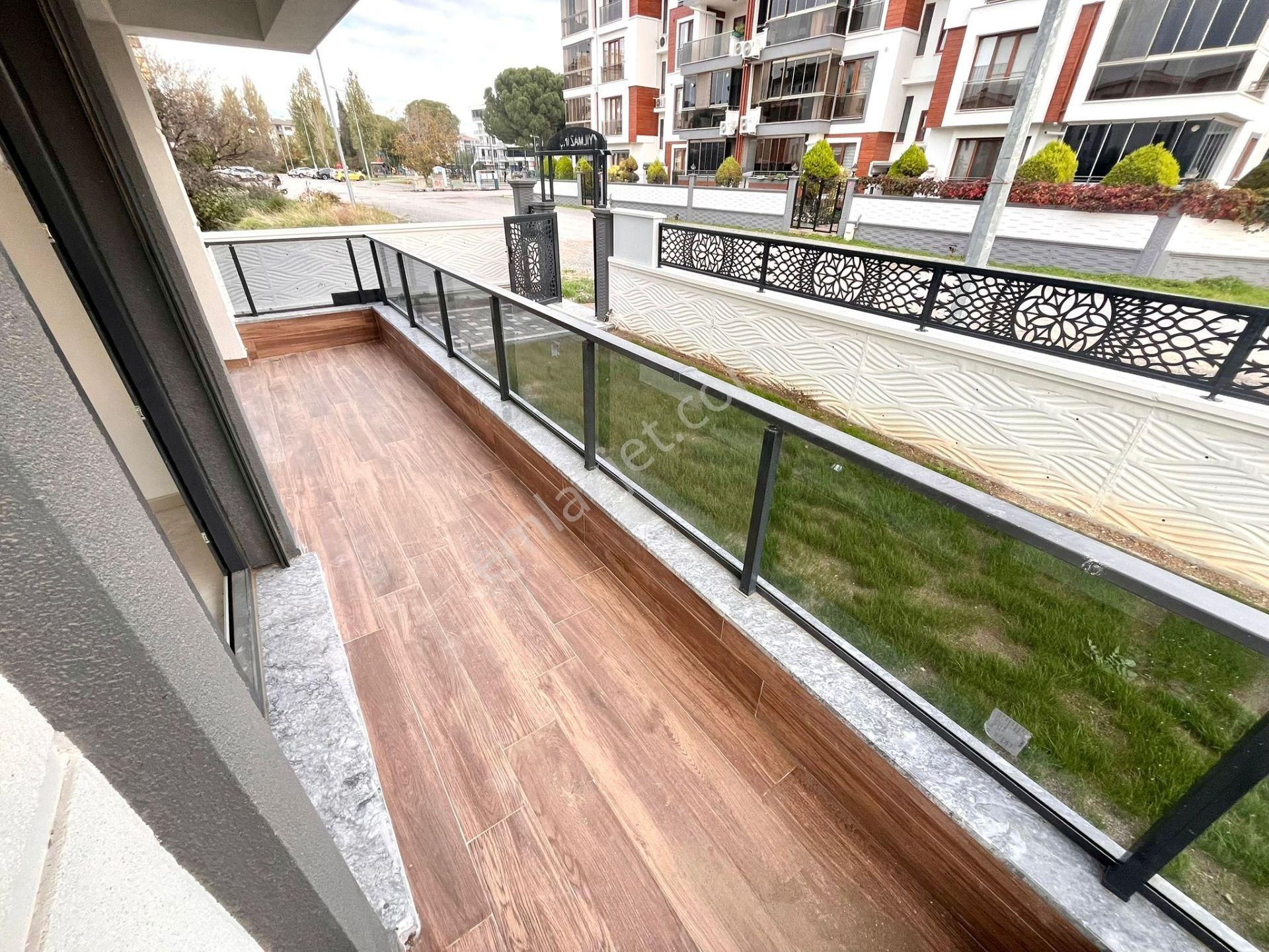 Yükselden Edtemitte 'özel Otoparklı Bahçeli Ultra Lüx' 4+1 Satılık Villa - Görsel 16