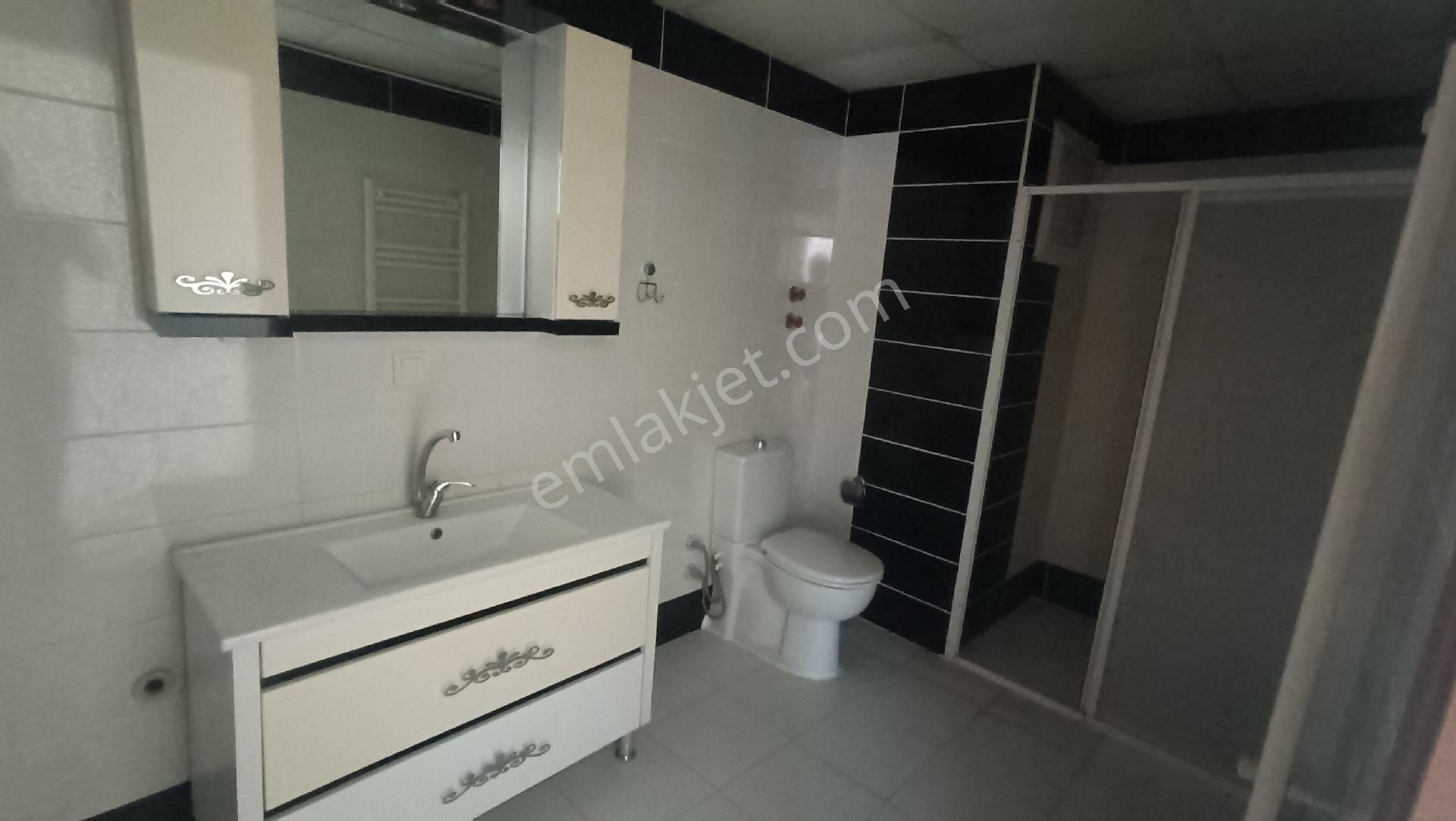 Menemen Uğur Mumcu Acil Satılık 3+1 Ara Kat Daire - Görsel 13