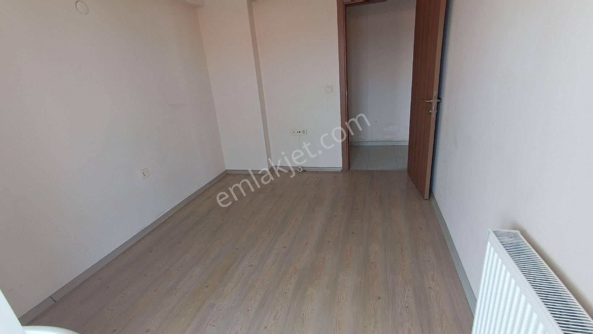 Menemen Uğur Mumcu Acil Satılık 3+1 Ara Kat Daire - Görsel 7