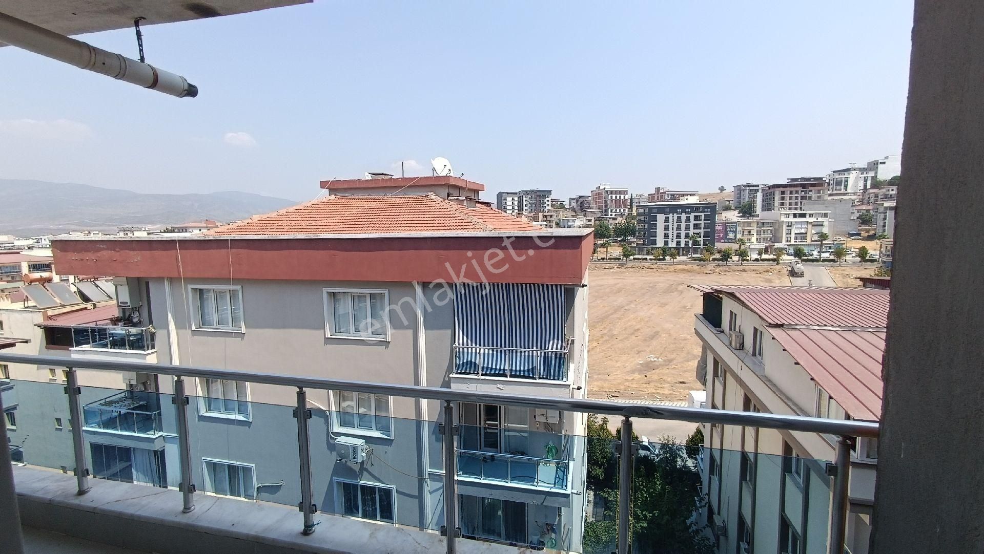 Menemen Uğur Mumcu Acil Satılık 3+1 Ara Kat Daire - Görsel 21