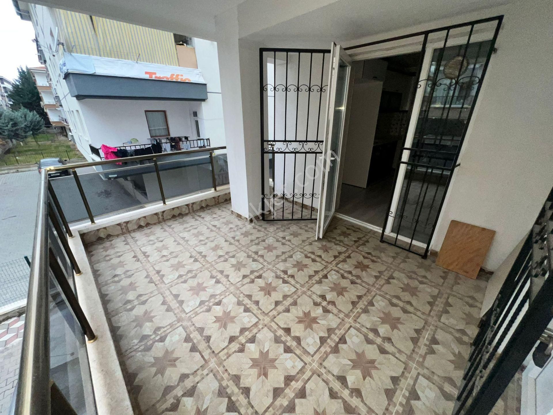 Altındağ - Karapürçek Mahallesinde Teras Balkonlu, Yapılı 3+1 Satılık Daire !!! - Görsel 23