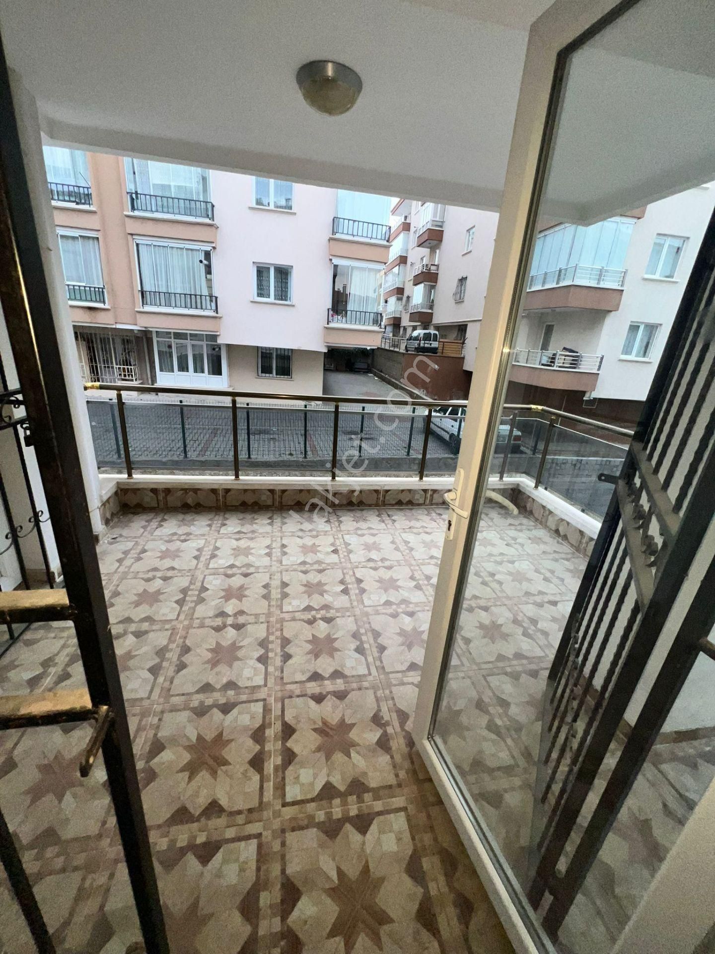 Altındağ - Karapürçek Mahallesinde Teras Balkonlu, Yapılı 3+1 Satılık Daire !!! - Görsel 4