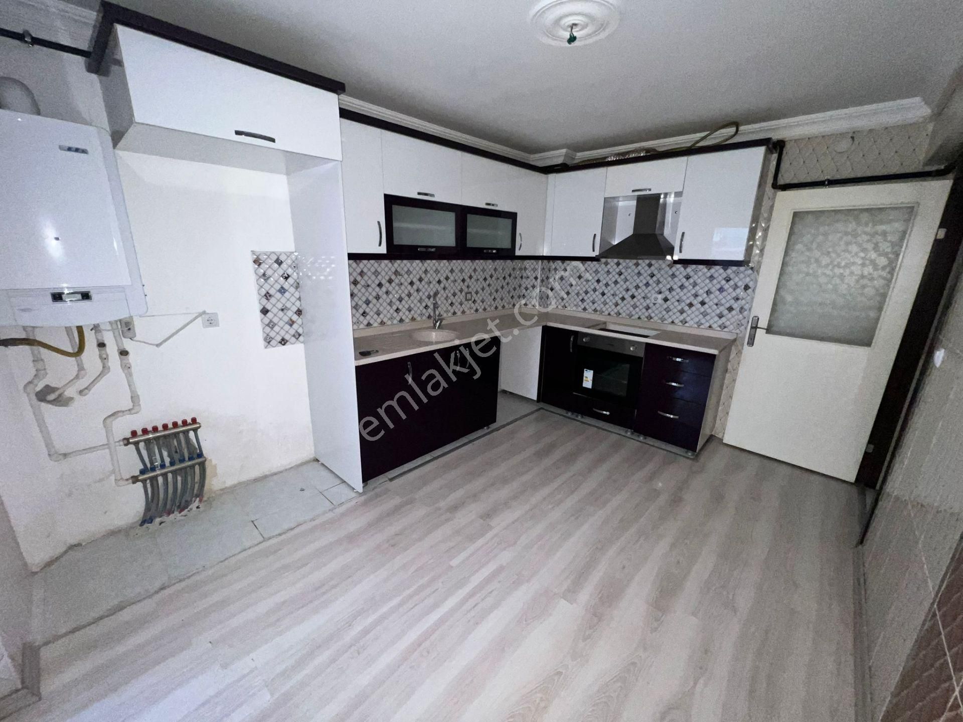 Altındağ - Karapürçek Mahallesinde Teras Balkonlu, Yapılı 3+1 Satılık Daire !!! - Görsel 10