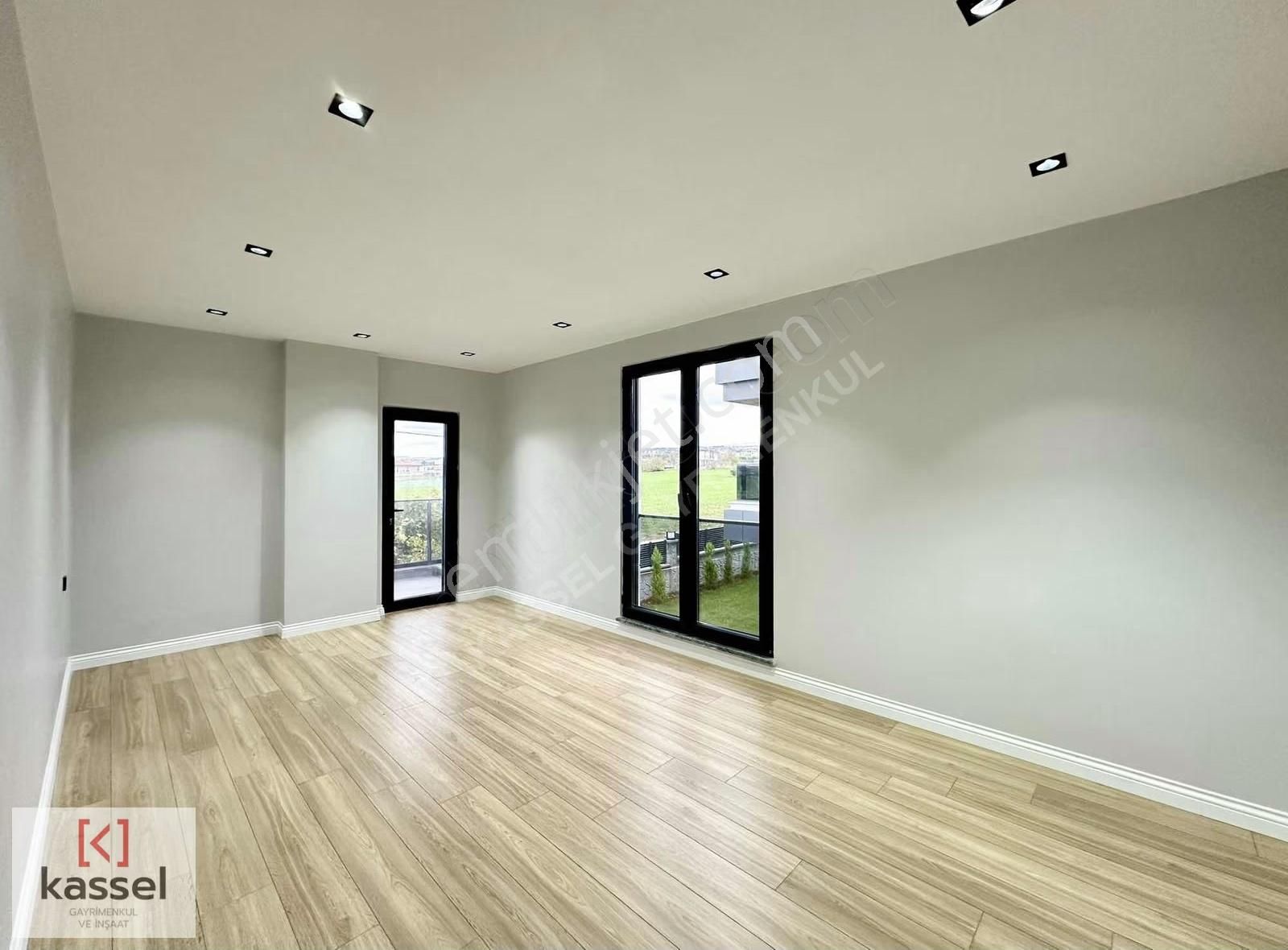 [kassel Yapı] Geniş Oturumlu - Havuzlu - Müstakil Bahçeli Villa - Görsel 16