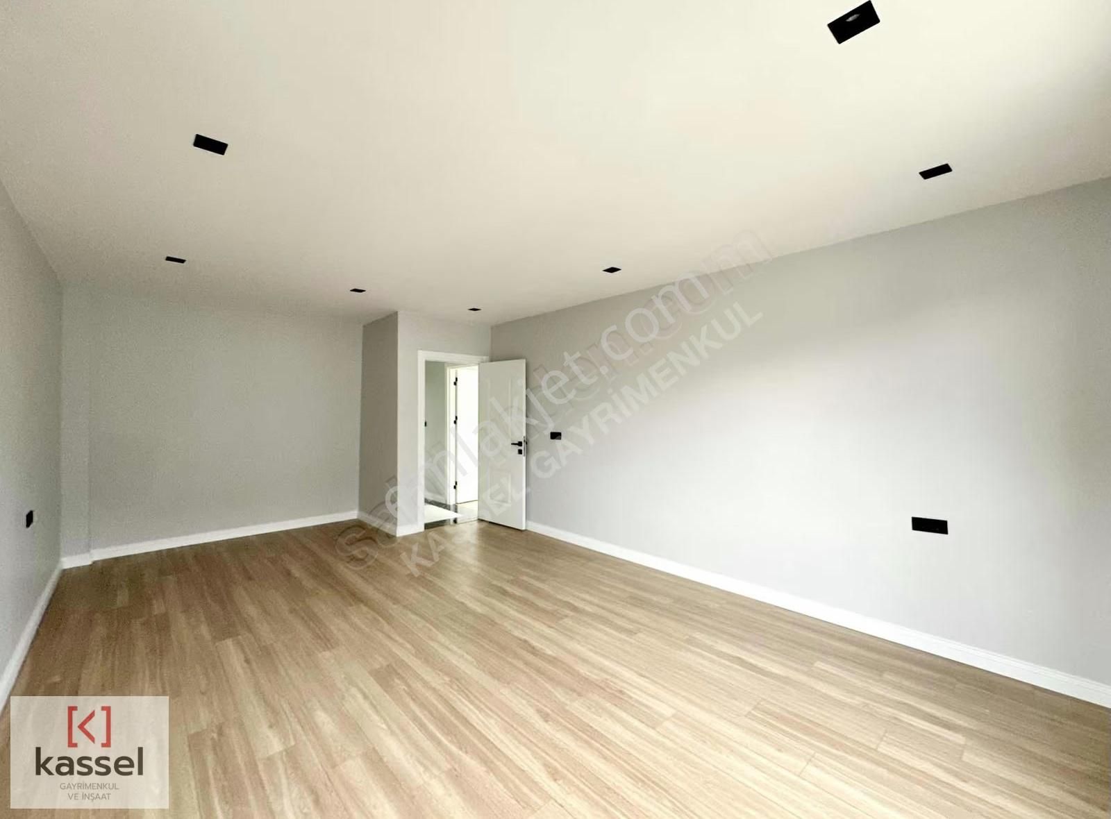 [kassel Yapı] Geniş Oturumlu - Havuzlu - Müstakil Bahçeli Villa - Görsel 29