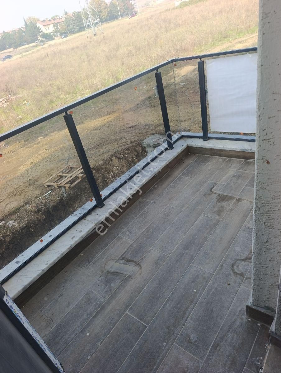 Akhisar Mahallesi`nde Karlar Yoluna Yakın 3+1 Daire - Görsel 24