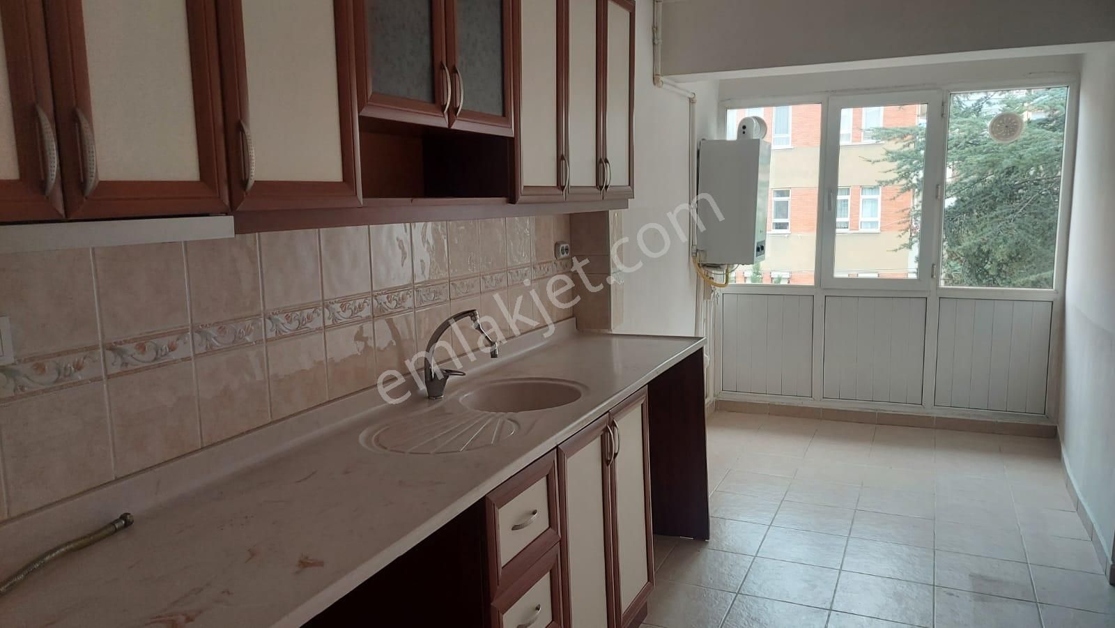 Atanora Vadi'den Dikmen Merkezde Boş Oturuma Hazır Ön Cephe Kombili 3+1 - Görsel 9