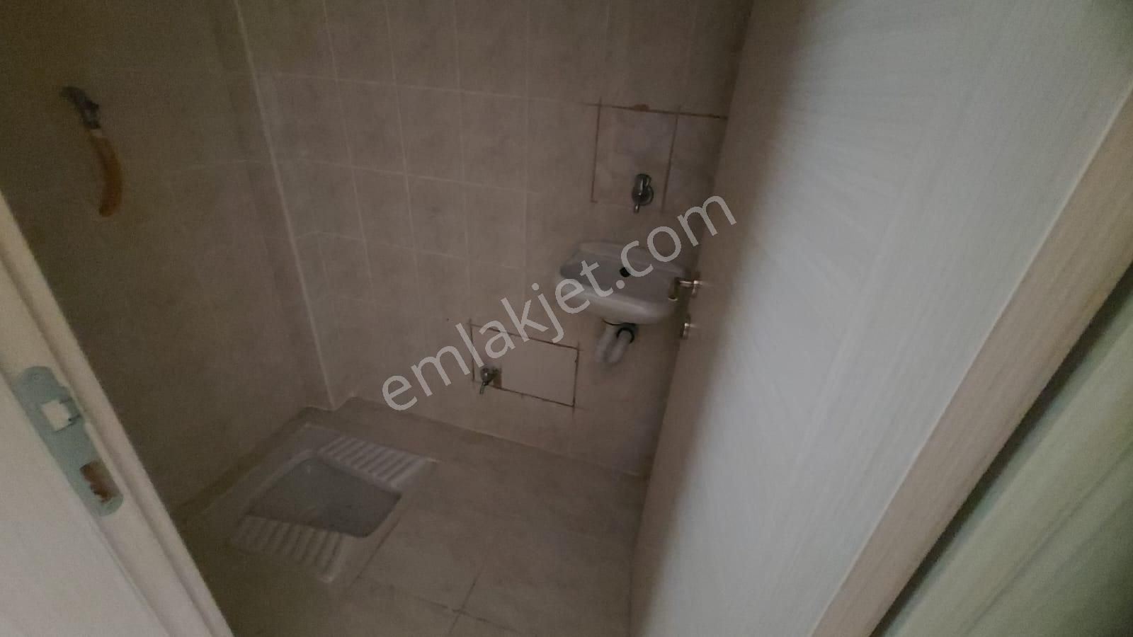 Atanora Vadi'den Dikmen Merkezde Boş Oturuma Hazır Ön Cephe Kombili 3+1 - Görsel 3