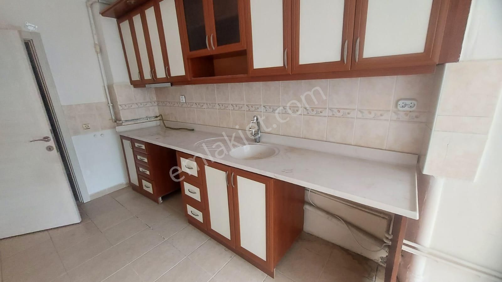 Atanora Vadi'den Dikmen Merkezde Boş Oturuma Hazır Ön Cephe Kombili 3+1 - Görsel 6