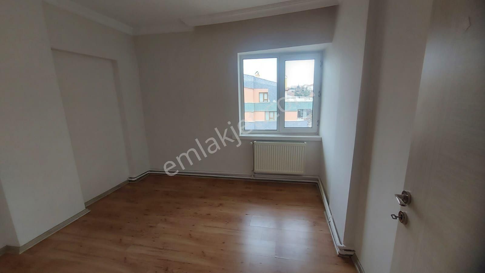 Atanora Vadi'den Dikmen Merkezde Boş Oturuma Hazır Ön Cephe Kombili 3+1 - Görsel 26