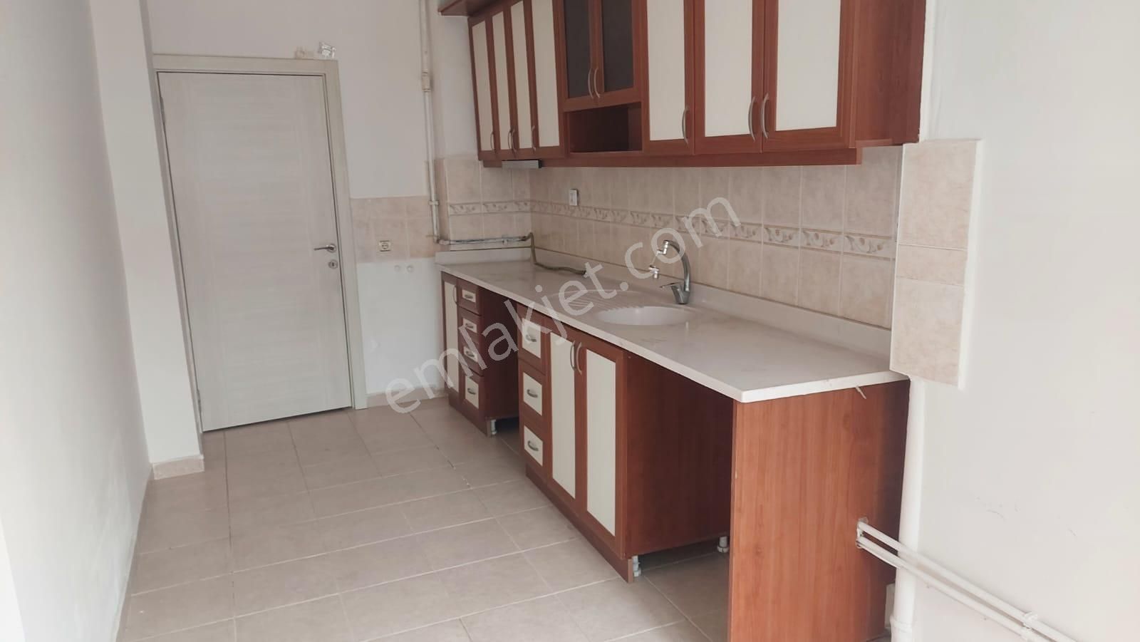 Atanora Vadi'den Dikmen Merkezde Boş Oturuma Hazır Ön Cephe Kombili 3+1 - Görsel 7