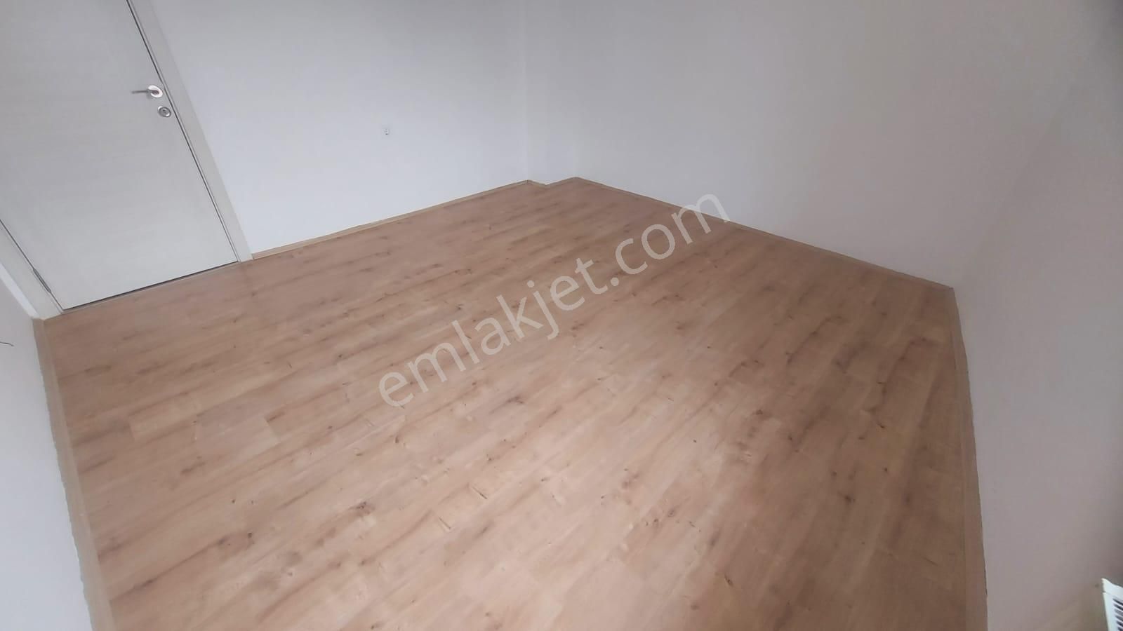 Atanora Vadi'den Dikmen Merkezde Boş Oturuma Hazır Ön Cephe Kombili 3+1 - Görsel 5