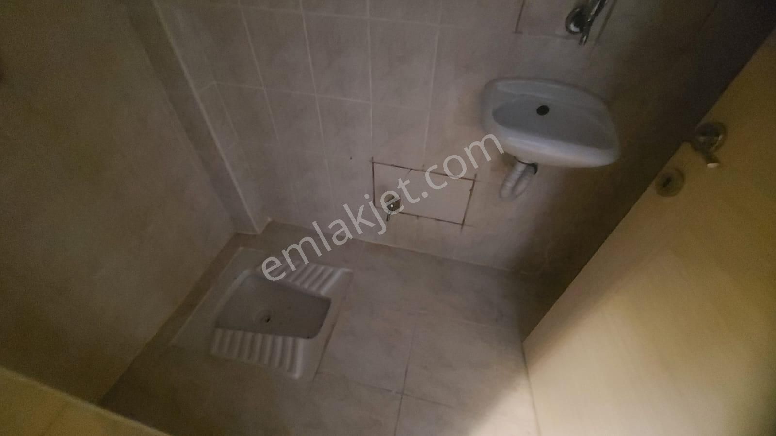 Atanora Vadi'den Dikmen Merkezde Boş Oturuma Hazır Ön Cephe Kombili 3+1 - Görsel 4