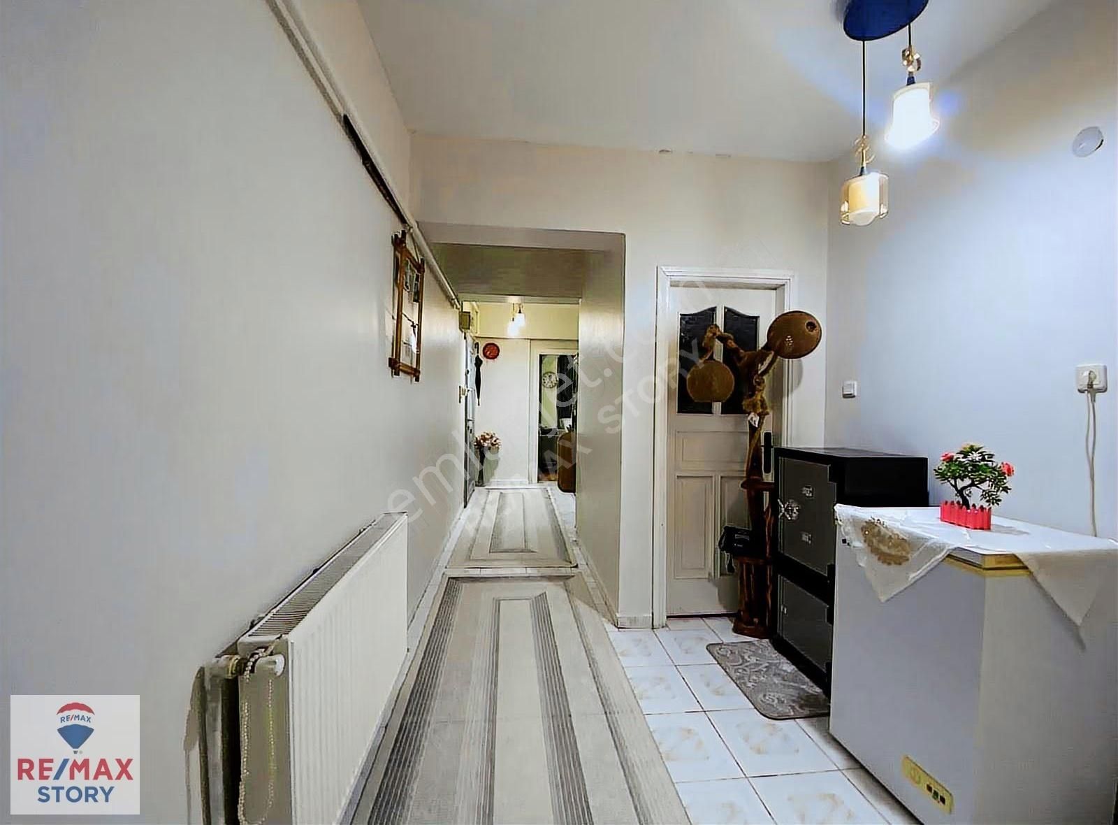 Çayırova Özgürlük Mh. İskanlı 2+1 Satılık Daire - Görsel 2