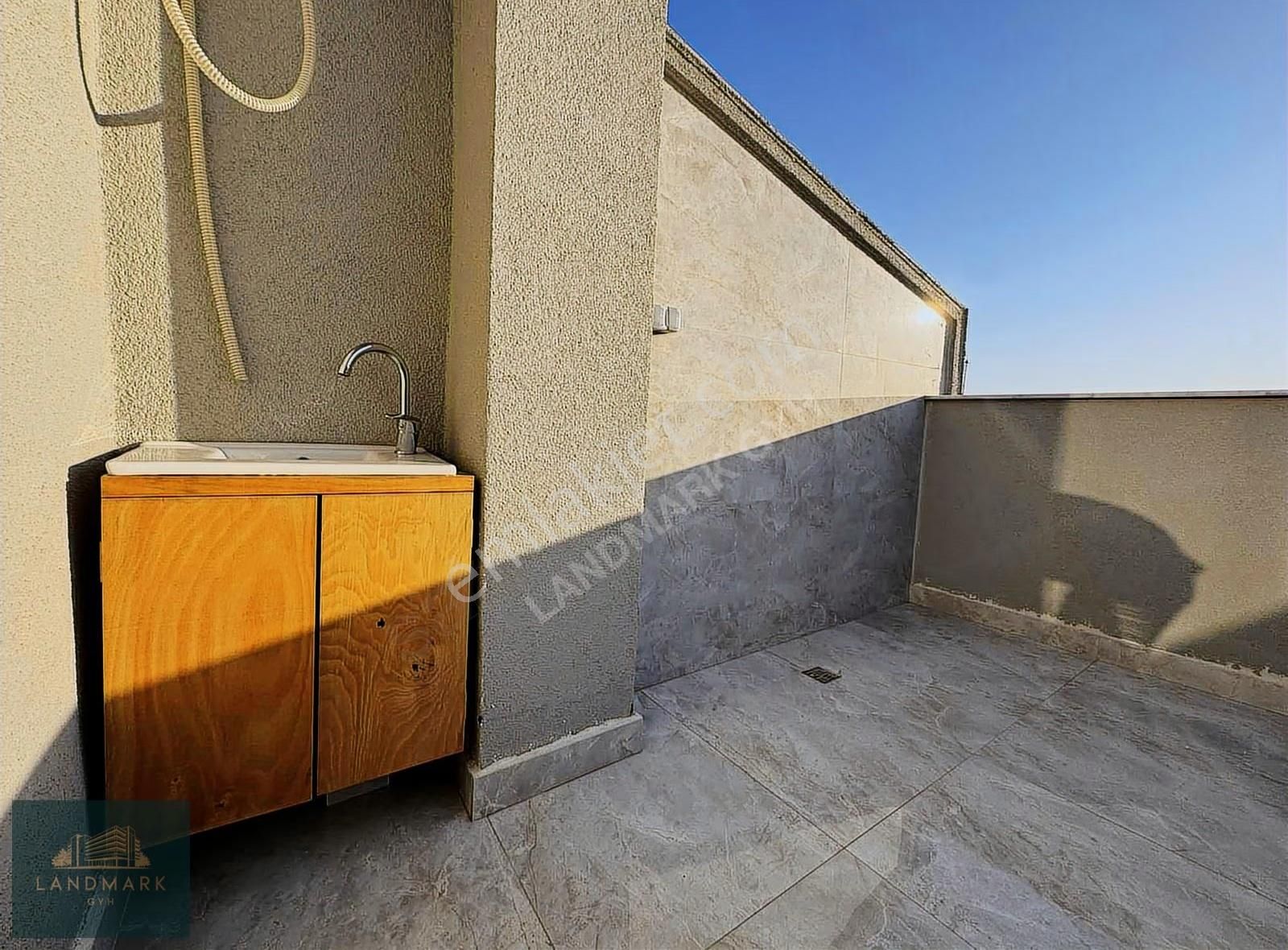 Yetkili Ofis Landmark'tan Özel Mimari Yapım Kiralık 5+1 Dubleks - Görsel 17