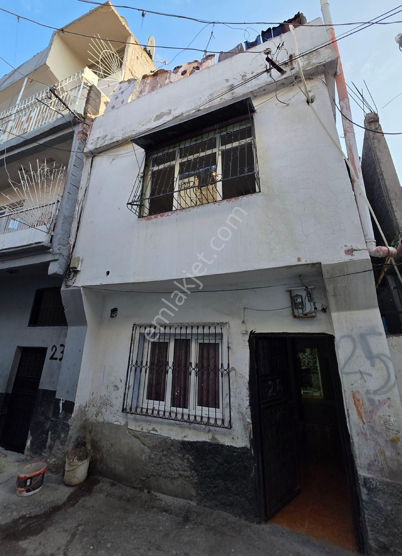 Yenibey'de Ümmü Gülsüm Camii’ne Yakın✅ 60 M² 2,5 Katlı Dubleks 5 Odalı Müstakıl - Görsel 12