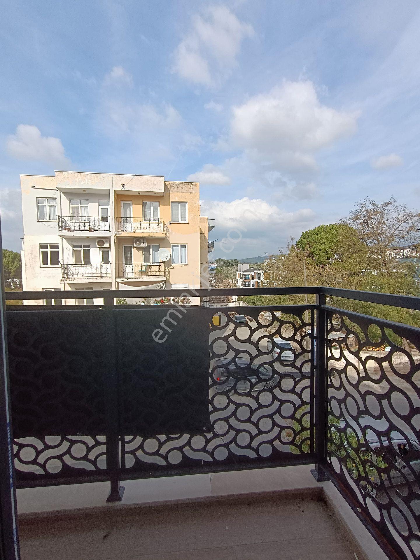 🏡 Acil Satılık 2+1 Ön Cephe Sıfır Arakat Daire Kuşadası Davutlarda