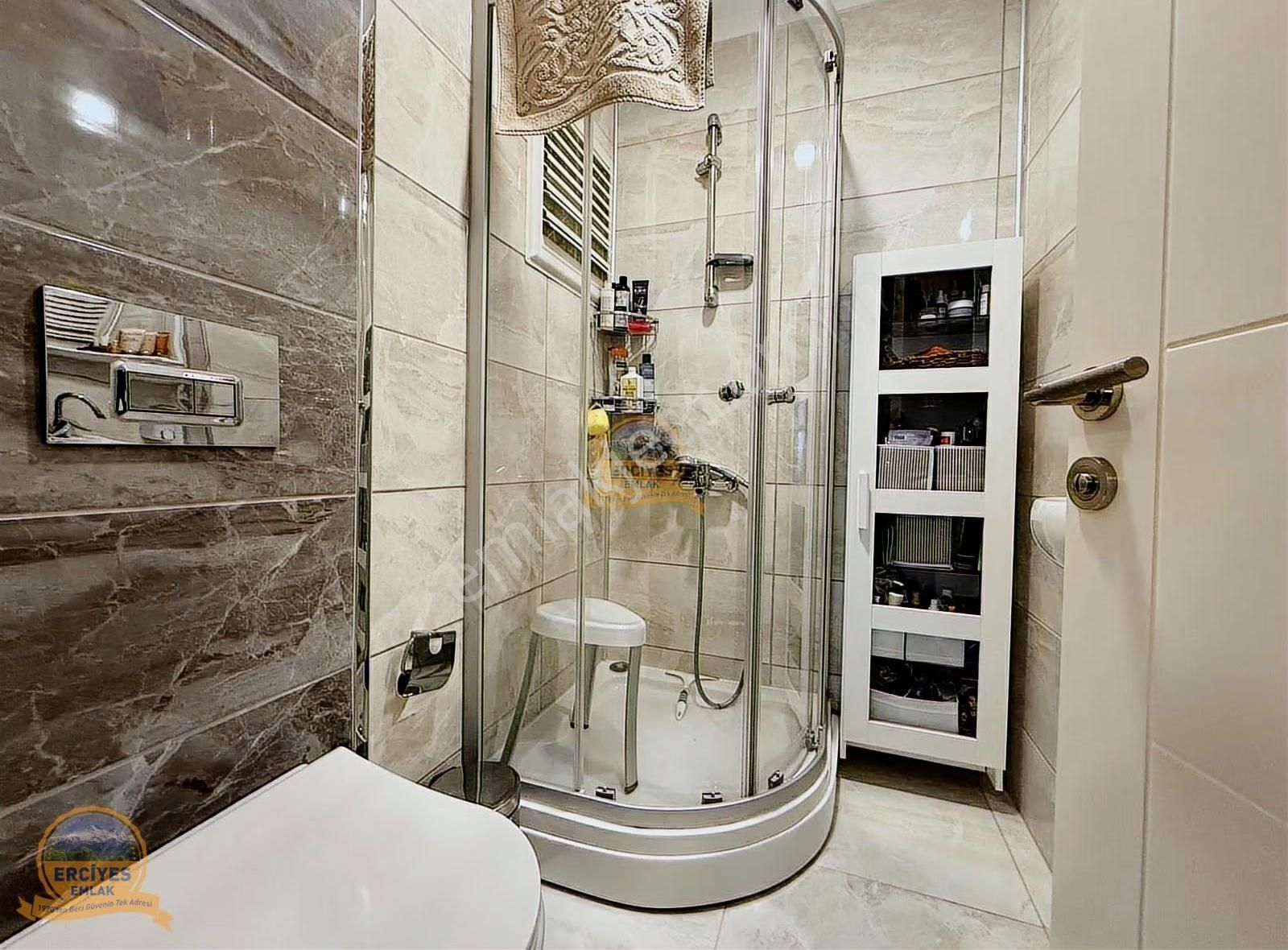 Erciyes'den Suadiyede Bağdata Yakın 120 M² Balkonlu, Ebeveynli - Görsel 32