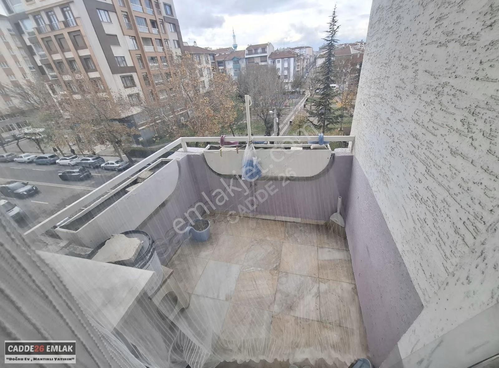 Cadde26 Dan Vatan Caddesinde Kiralık 3+1 Daire - Görsel 5