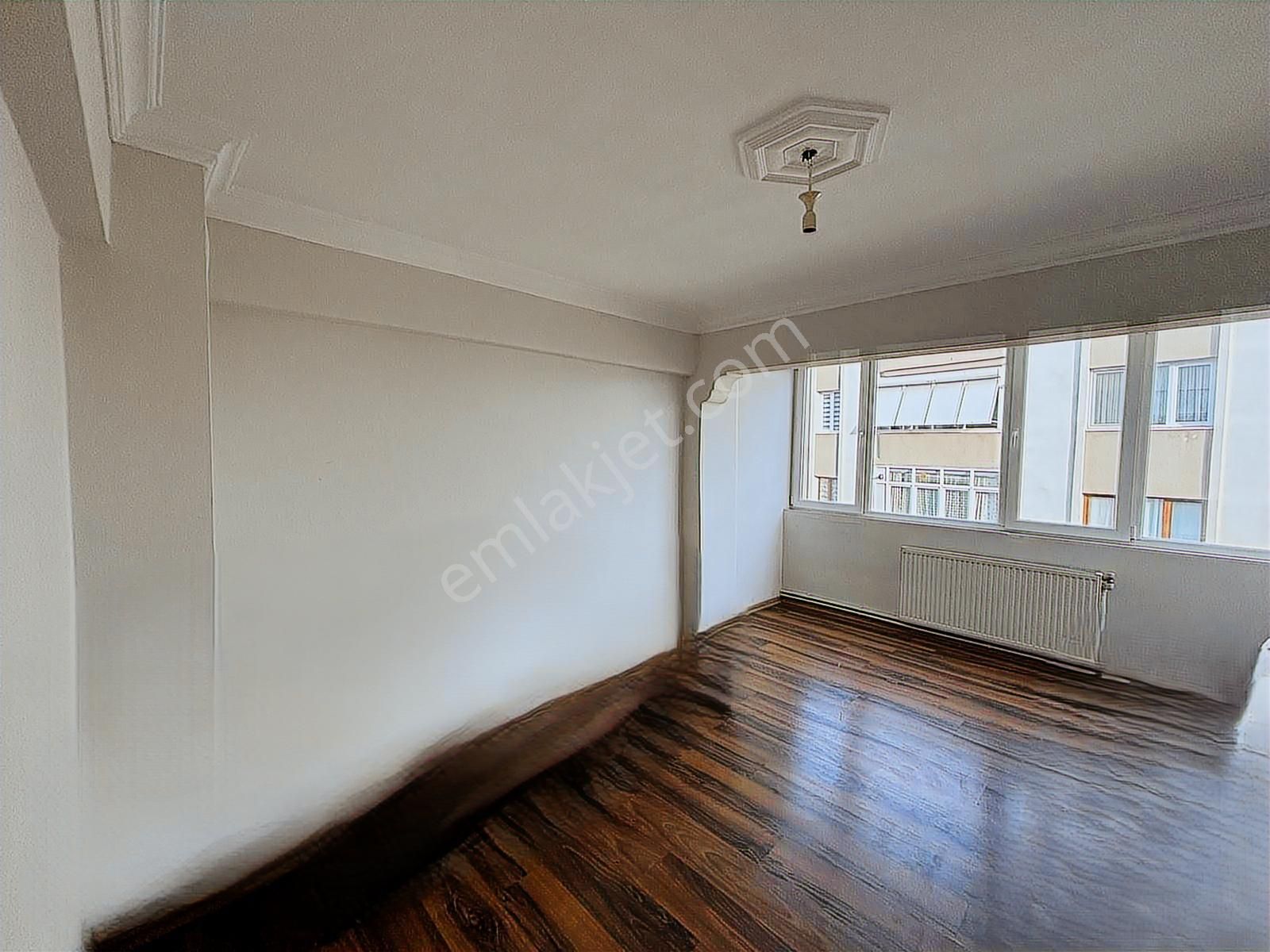 İzmir Buca Barış Mahallesinde Satılık 3+1 Geniş Ve Ara Kat Daire - Görsel 31