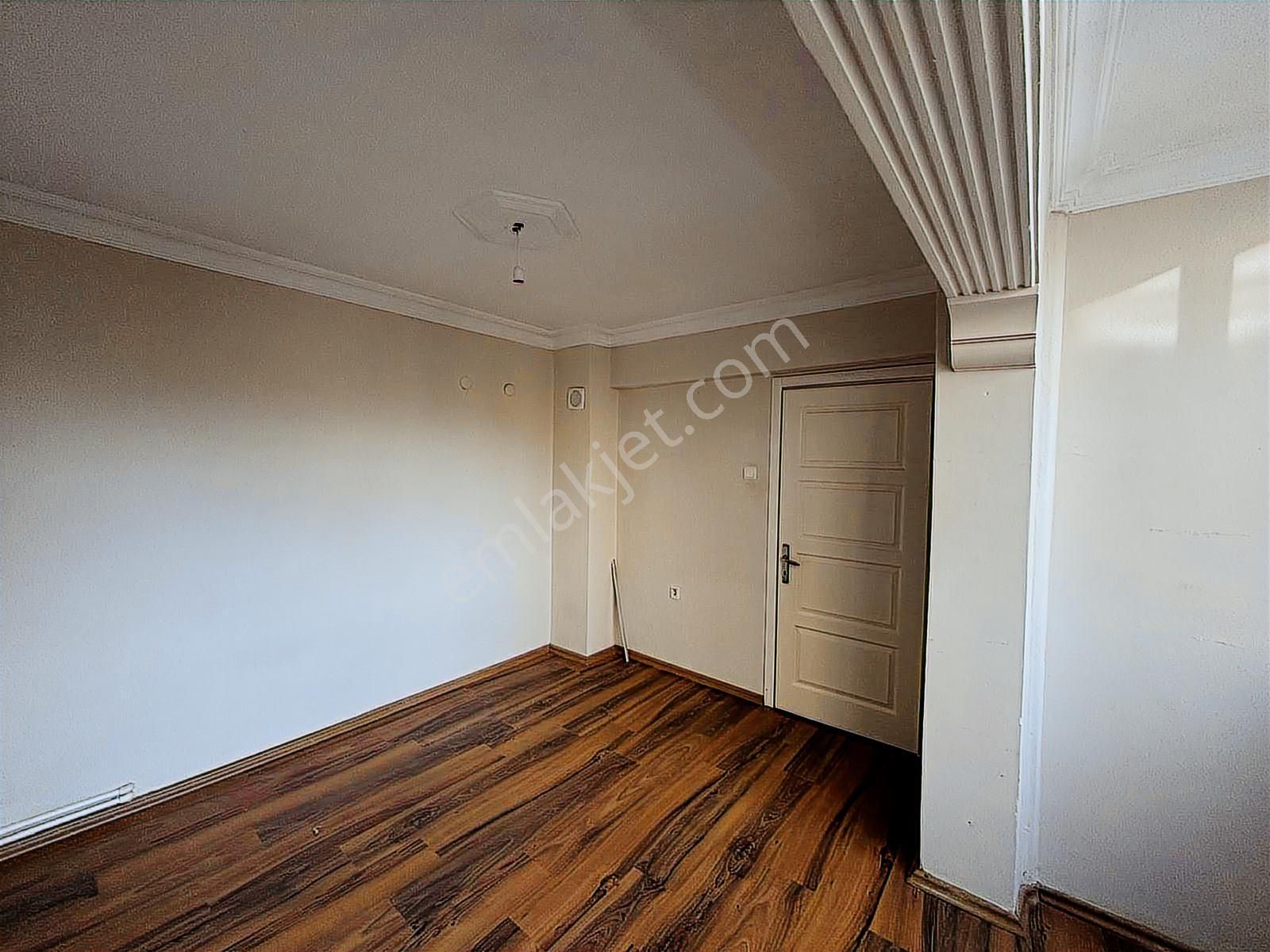 İzmir Buca Barış Mahallesinde Satılık 3+1 Geniş Ve Ara Kat Daire - Görsel 15