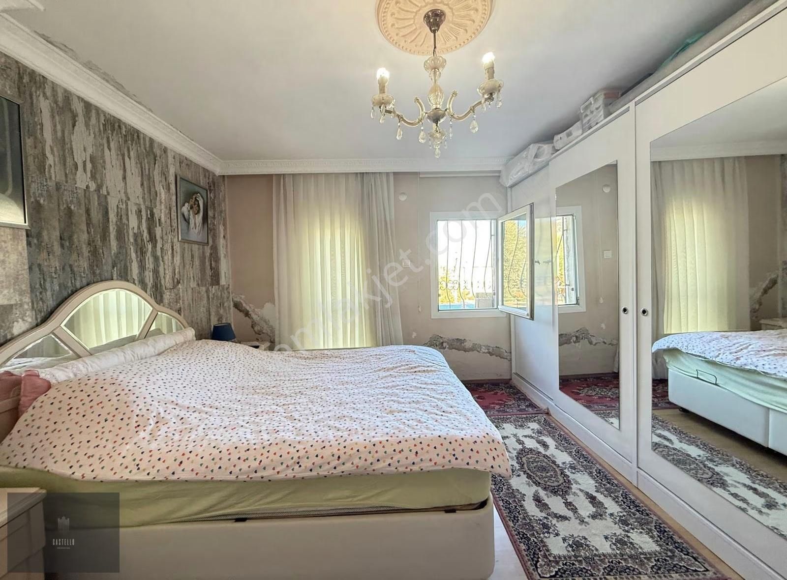 Bodrum Türkbükü'nde Sahile 450 M Mesafede Müstakil Ev Ve Arsası - Görsel 24