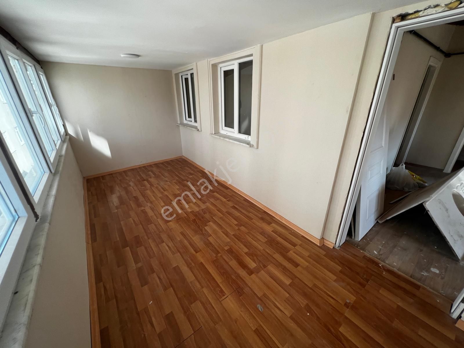 Emin Emlak'ta Esenlerde C.tıp Merkezi Karşısı,gebiş,kullanışlı,fırsat - Görsel 28