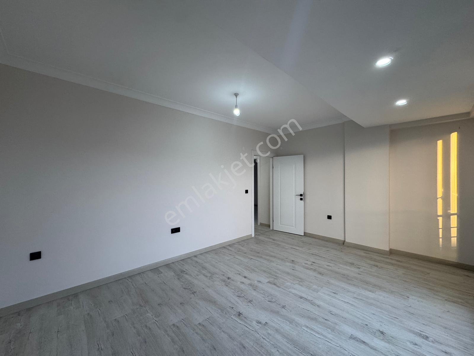 Atatürk Mahalles 4+2 Deniz Manzaralı Oturuma Açık İskanlı Villa - Görsel 4
