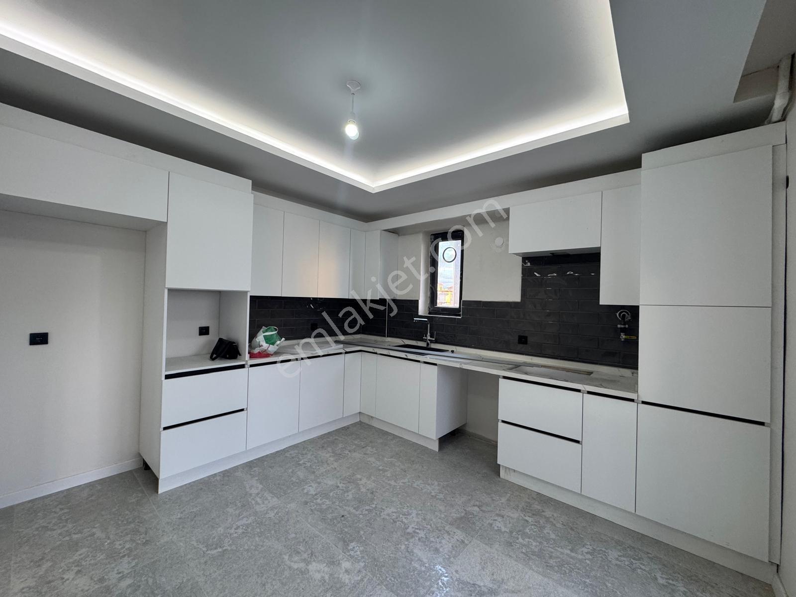 Atatürk Mahalles 4+2 Deniz Manzaralı Oturuma Açık İskanlı Villa - Görsel 26
