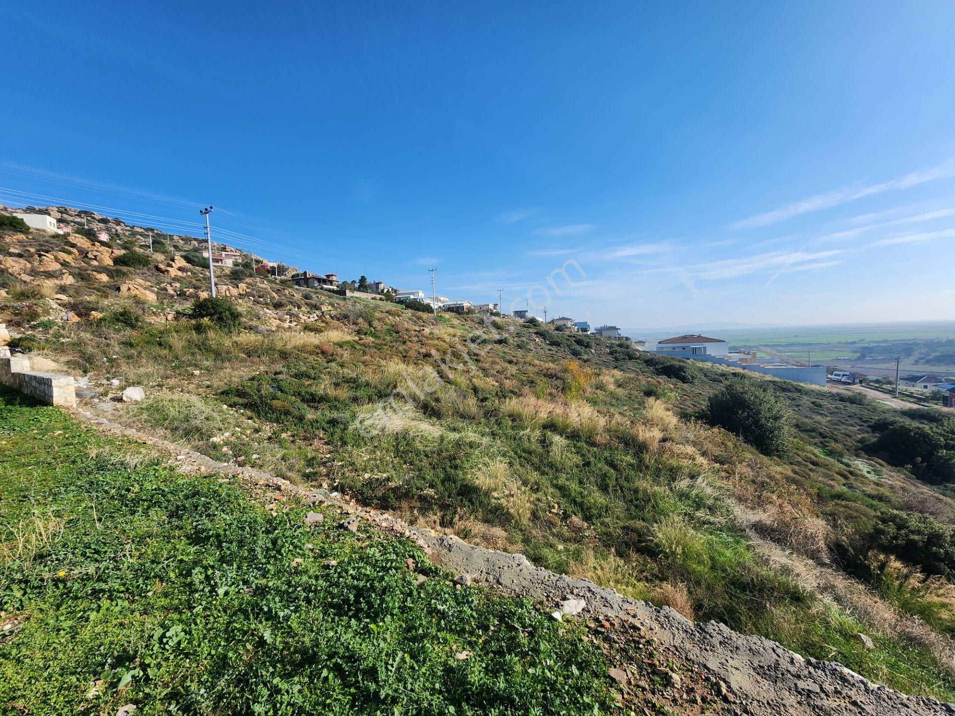 Remax Arma Dan İzmir Foça Da Satılık Villa İmarlı Geniş Arsa - Görsel 18