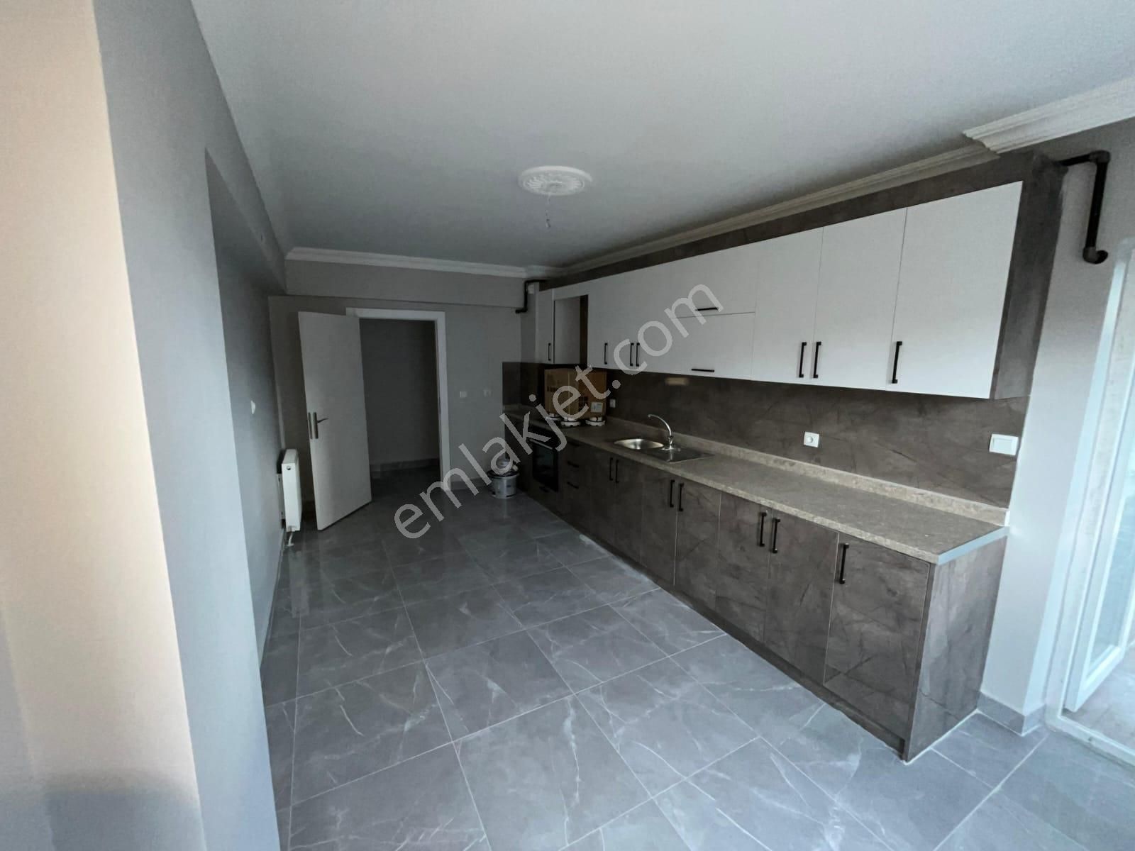 Menderes Mh 4+1 Ebeveyn Banyolu Fulll Yapılı Asansörlü Ara Kat Daire - Görsel 5