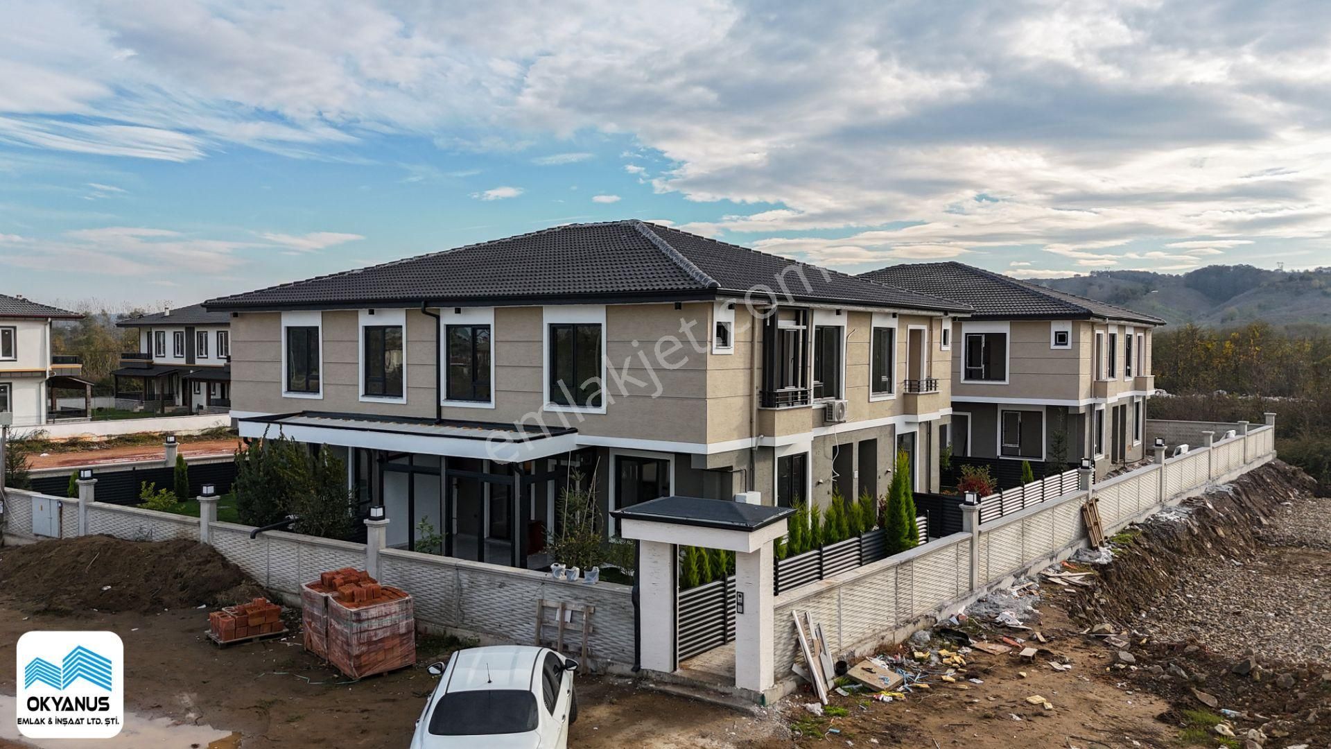 Sakarya Karasuda 3+1 Müstakil Lüks Villa!!!