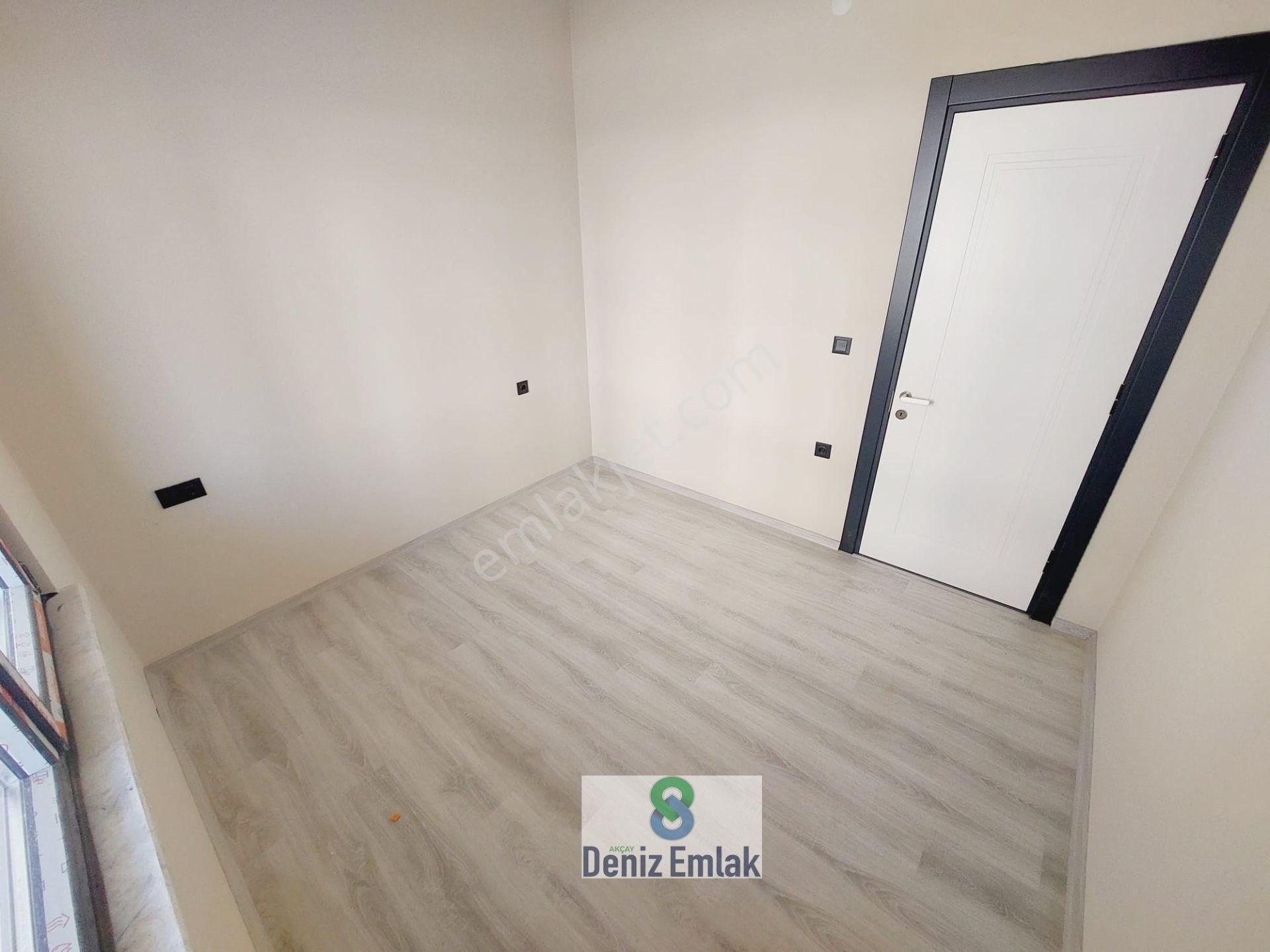 Denizden Akçayda Geniş Balkonlu Satılık 1+1 Sıfır Daire. - Görsel 17