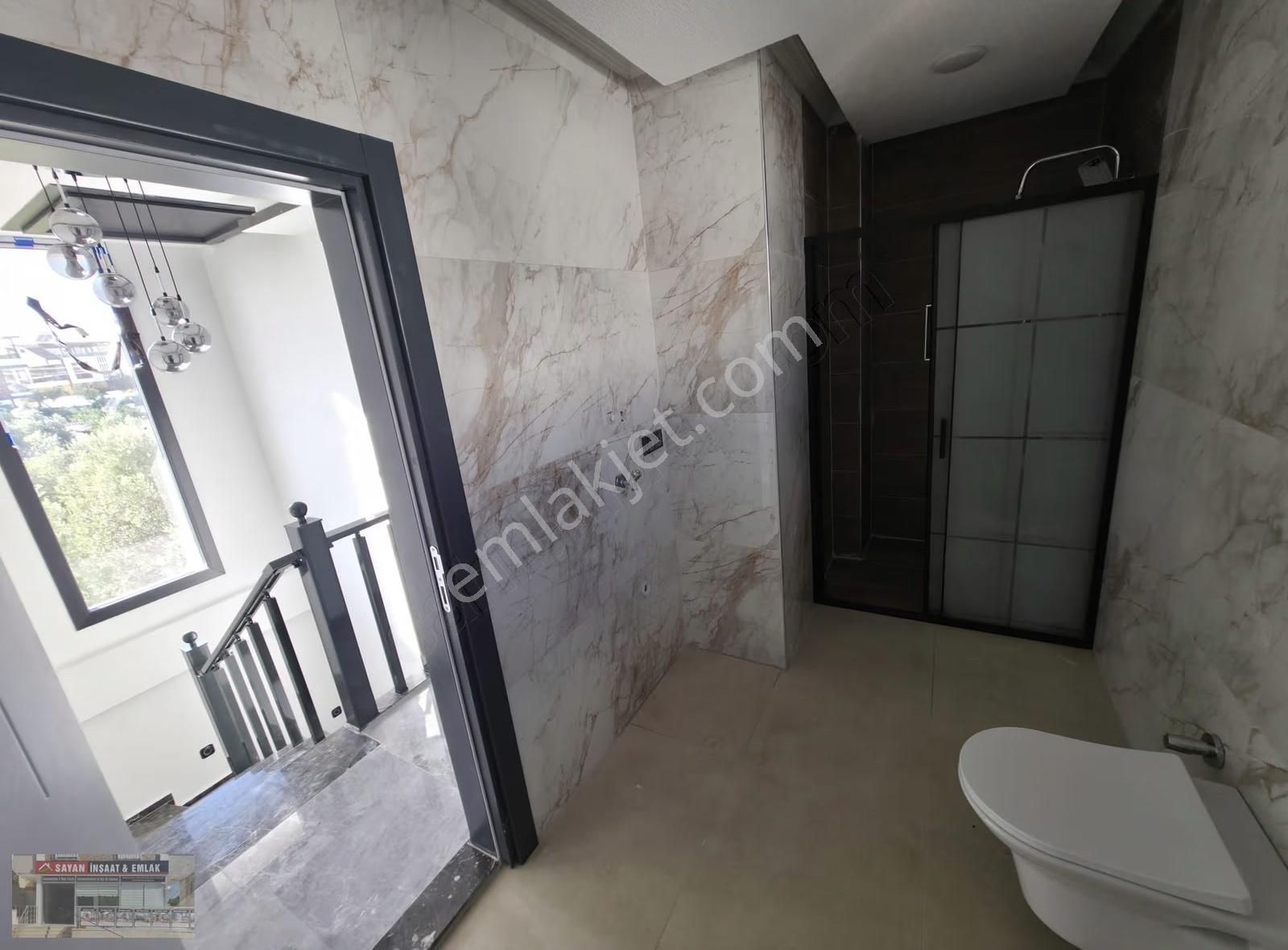 Hisar' Da Tam Müstakil Havuzlu Otoparklı 3+1 Ayrı Mutfaklı - Görsel 19